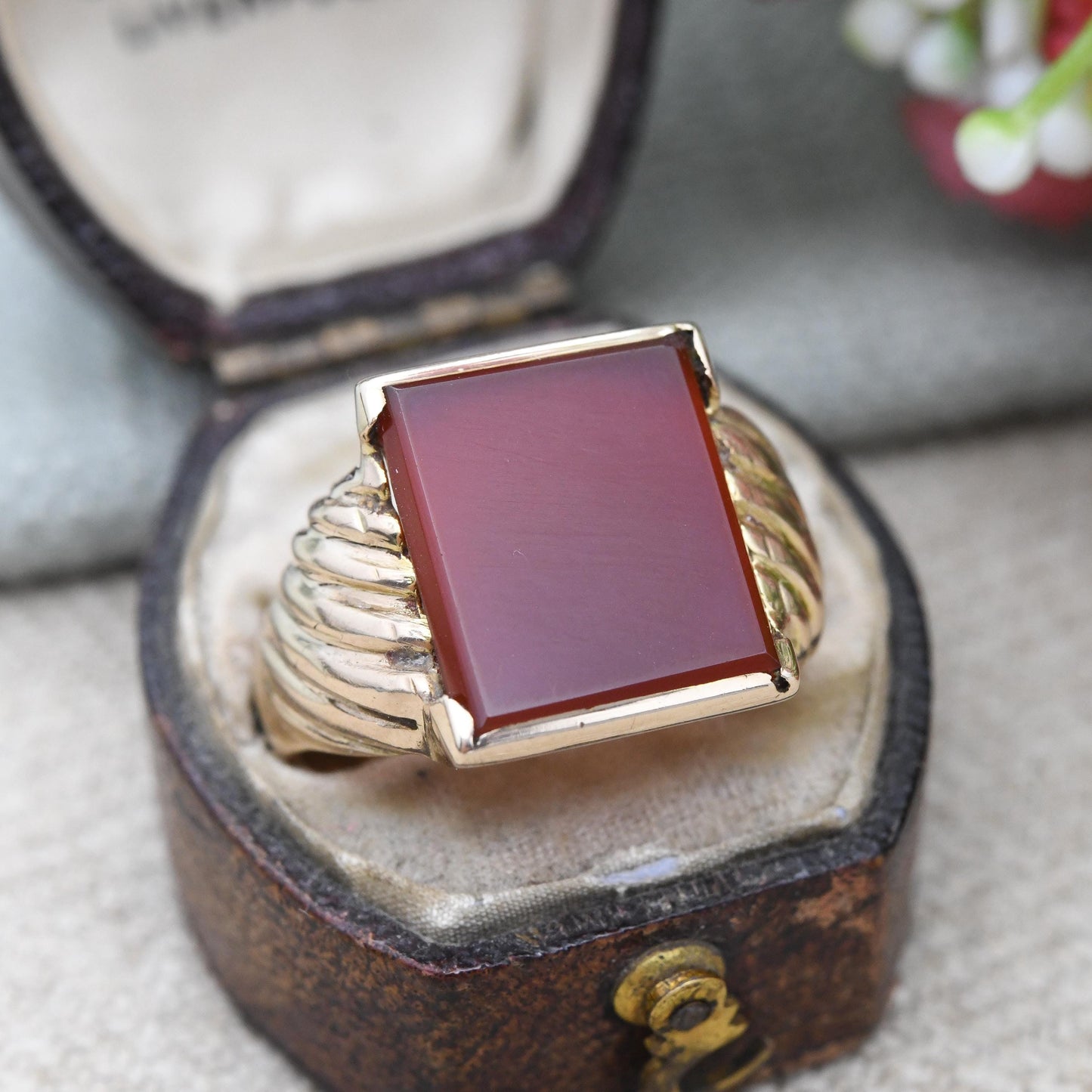 Vintage 9ct Gold Carnelian Signet Ring 1964 with Twisted Shank - Unisex Chunky Solid Gold Blank Gemstone | UK Size - S 1/2 | US Size - 9 1/2