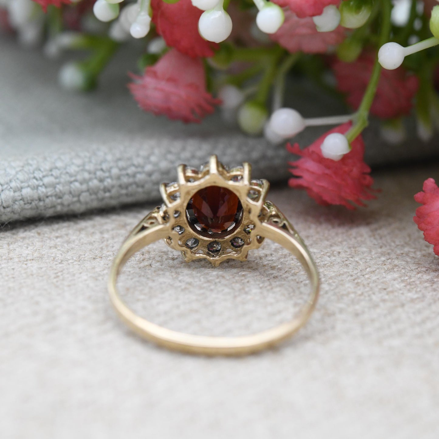 Vintage 9ct Gold Garnet Floral Cluster Ring with Clear Stone Halo c. 1980s - Cocktail Statement Dress Ring | UK Size - R | US Size - 8 1/2
