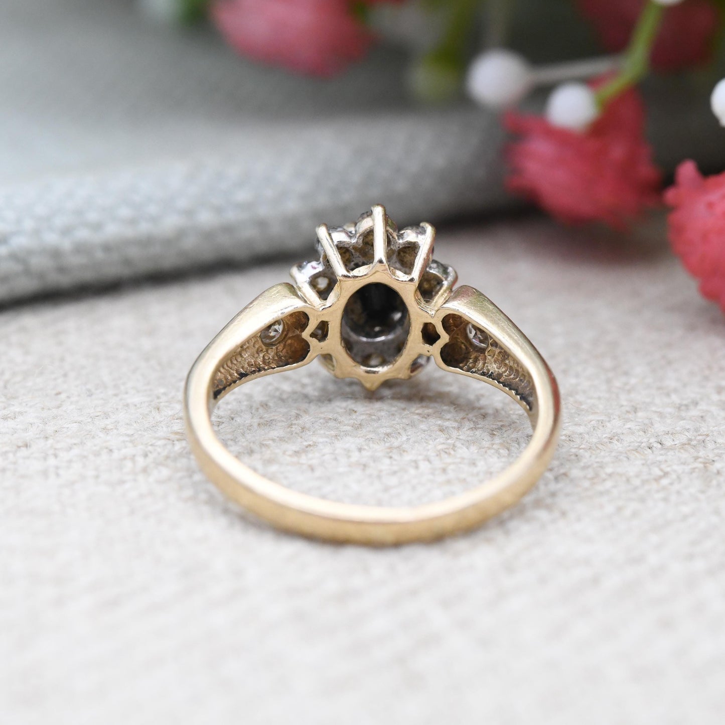Vintage 9ct Gold Sapphire and CZ Halo Cluster Ring with Heart Shoulders 1993 - Blue Clear Stone Cocktail | UK Size - K 1/2 | US Size - 5 1/2