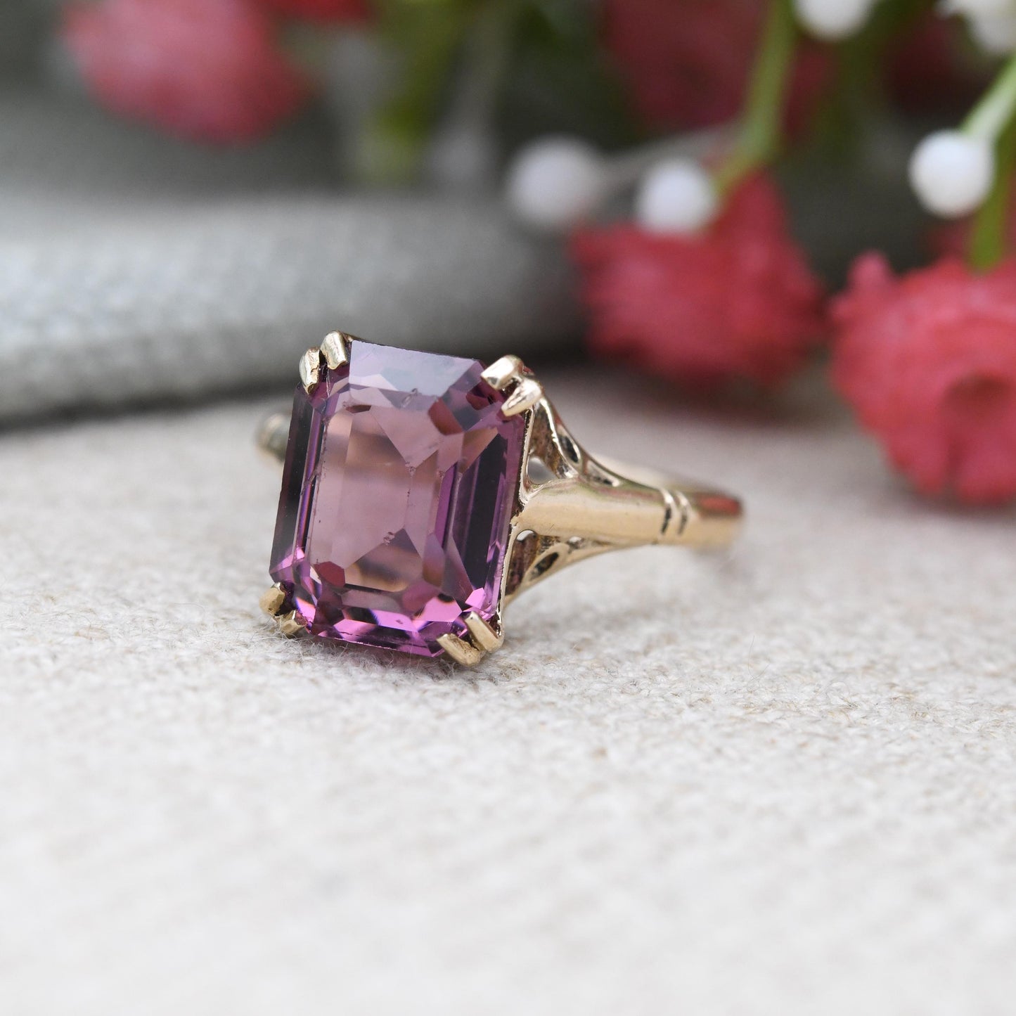 Vintage 9ct Gold Purple Paste Ring 1977 - Mid-Century Large Faceted Stone Solitaire | Pretty Gift for Her | UK Size - K | US Size - 5 1/4