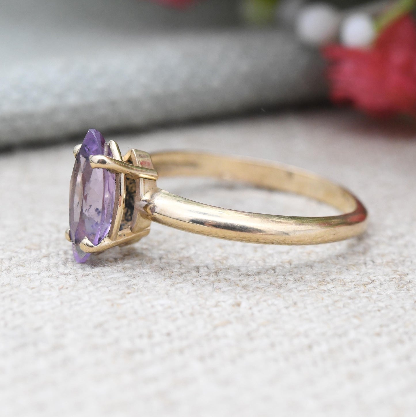 Vintage 9ct Gold Amethyst Solitaire Ring 1990 Marquise Cut - Pointed Oval Design Purple Stone Jewellery Gift | UK Size - N | US Size - 6 3/4