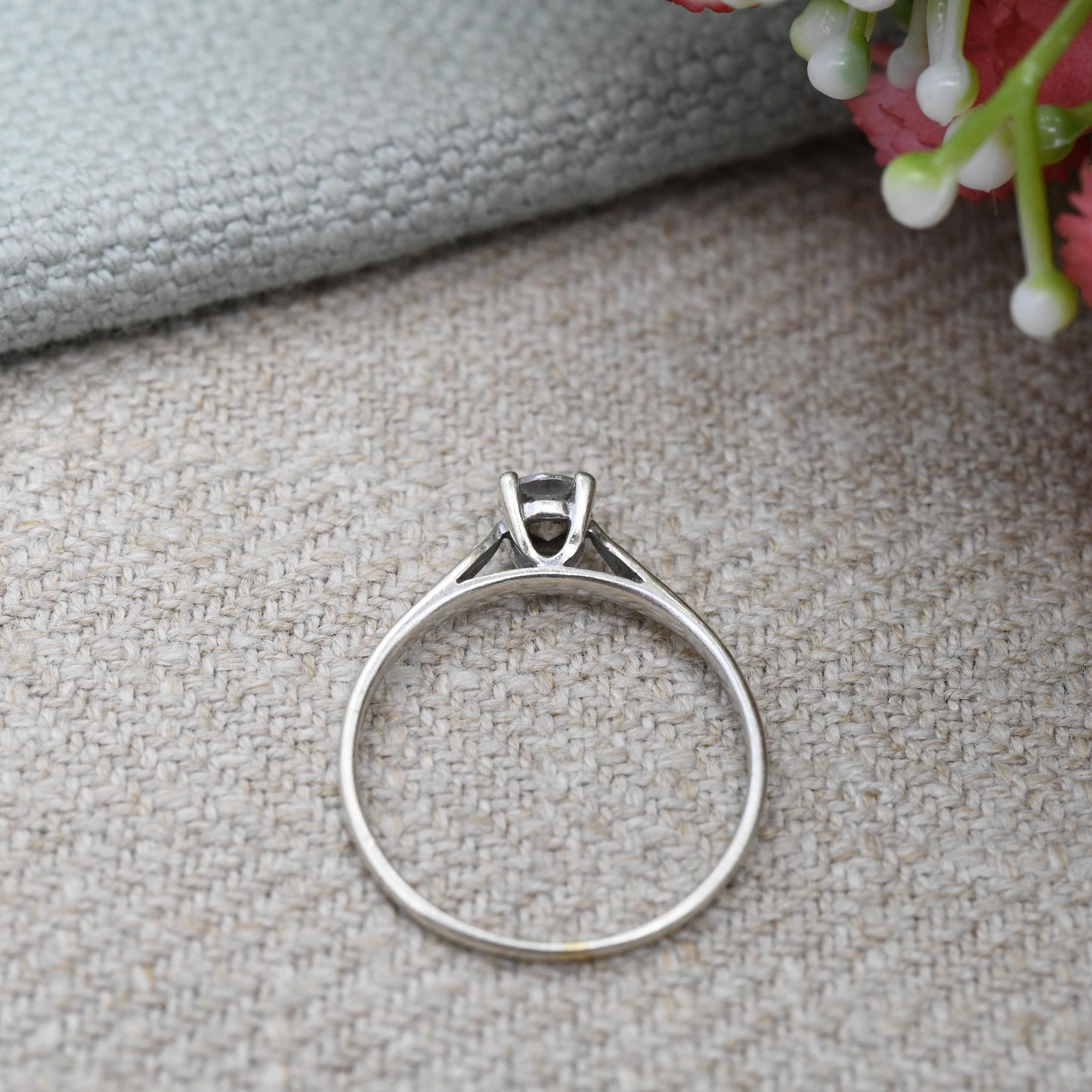 Vintage 9ct White Gold CZ Solitaire Ring - Prong Set Single Stone Ring | Placeholder Engagement Ring | UK Size - N 1/2 | US Size - 6 3/4