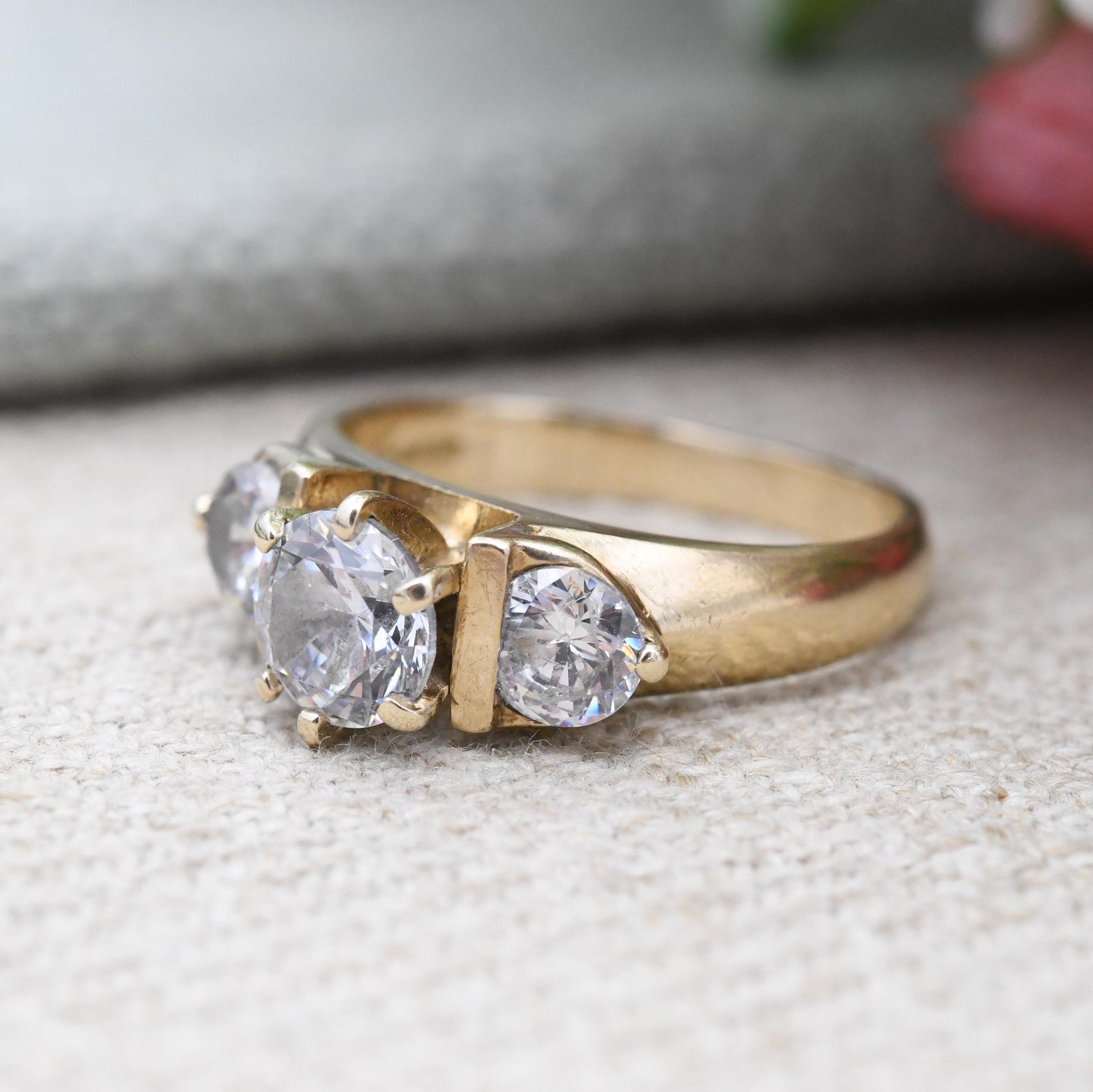 Vintage 9ct Gold CZ Three Stone Ring - Large Sparkly Clear Stone Trilogy Placeholder Engagement Ring | UK Size - K 1/2 | US Size - 5 1/2