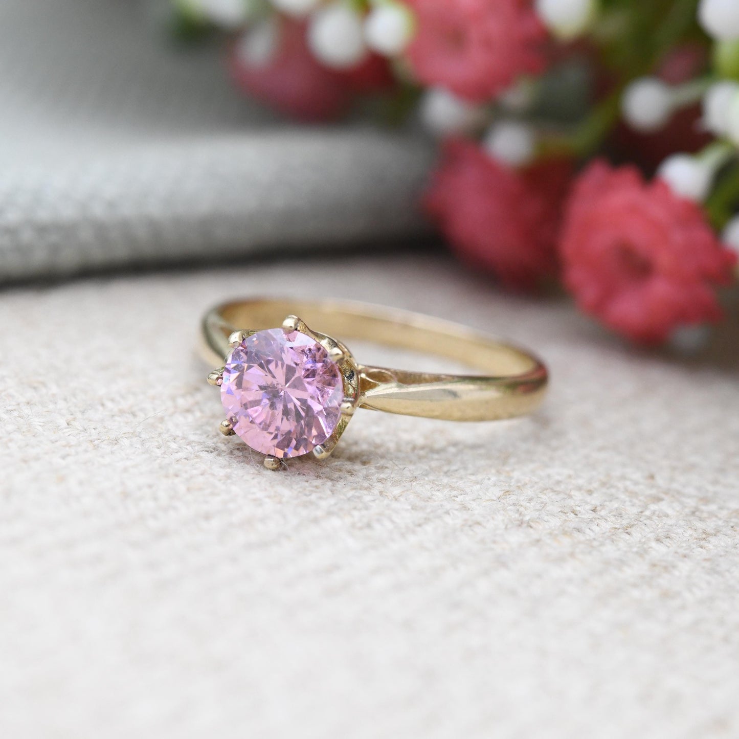 Vintage 9ct Gold Pink Stone Solitaire Ring - Y2K Large Faceted CZ Stone Prong | Pretty Gift for Her | UK Size - O | US Size - 7