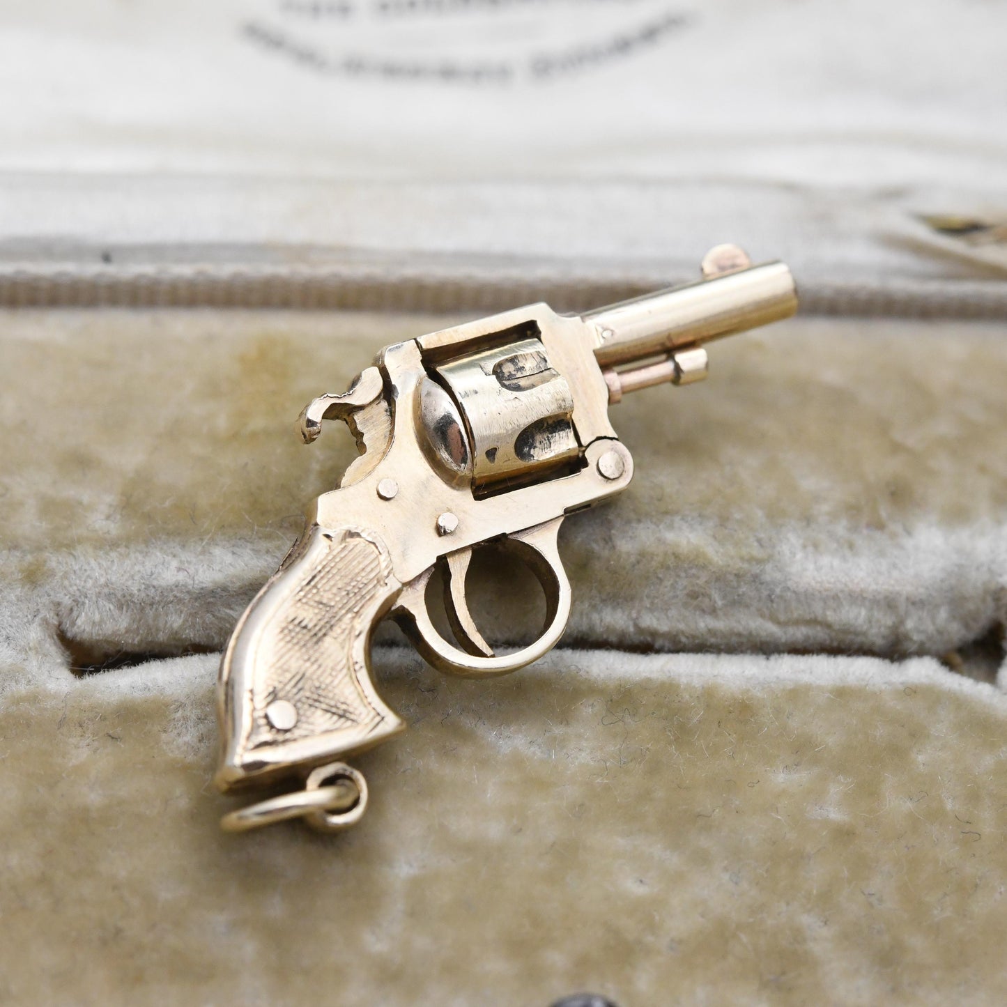Vintage 9ct Gold Articulated Revolver Charm Pendant with Hinge Top Break Action Moving Trigger Hammer 1979 - Collectable Mechanical Novelty