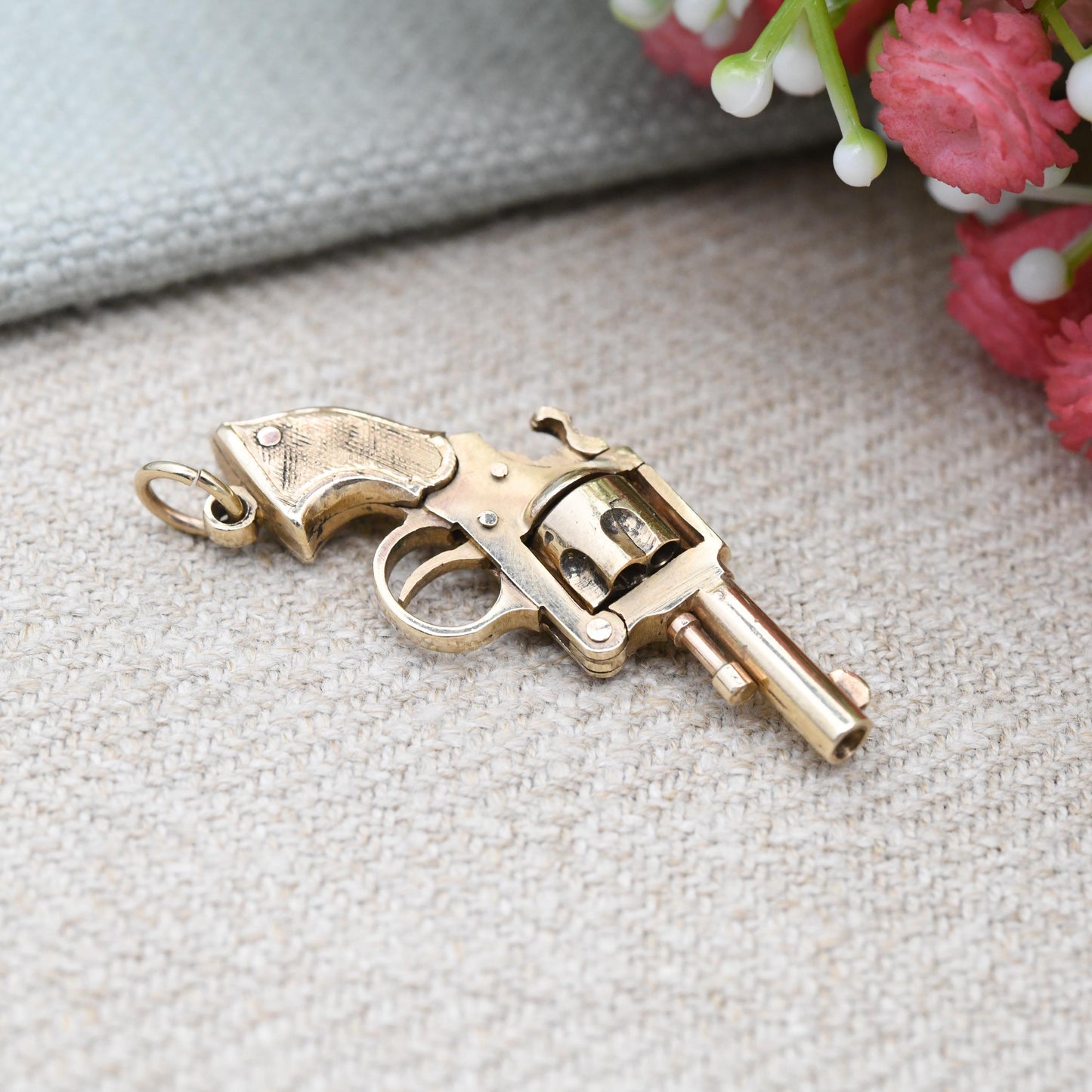 Vintage 9ct Gold Articulated Revolver Charm Pendant with Hinge Top Break Action Moving Trigger Hammer 1979 - Collectable Mechanical Novelty