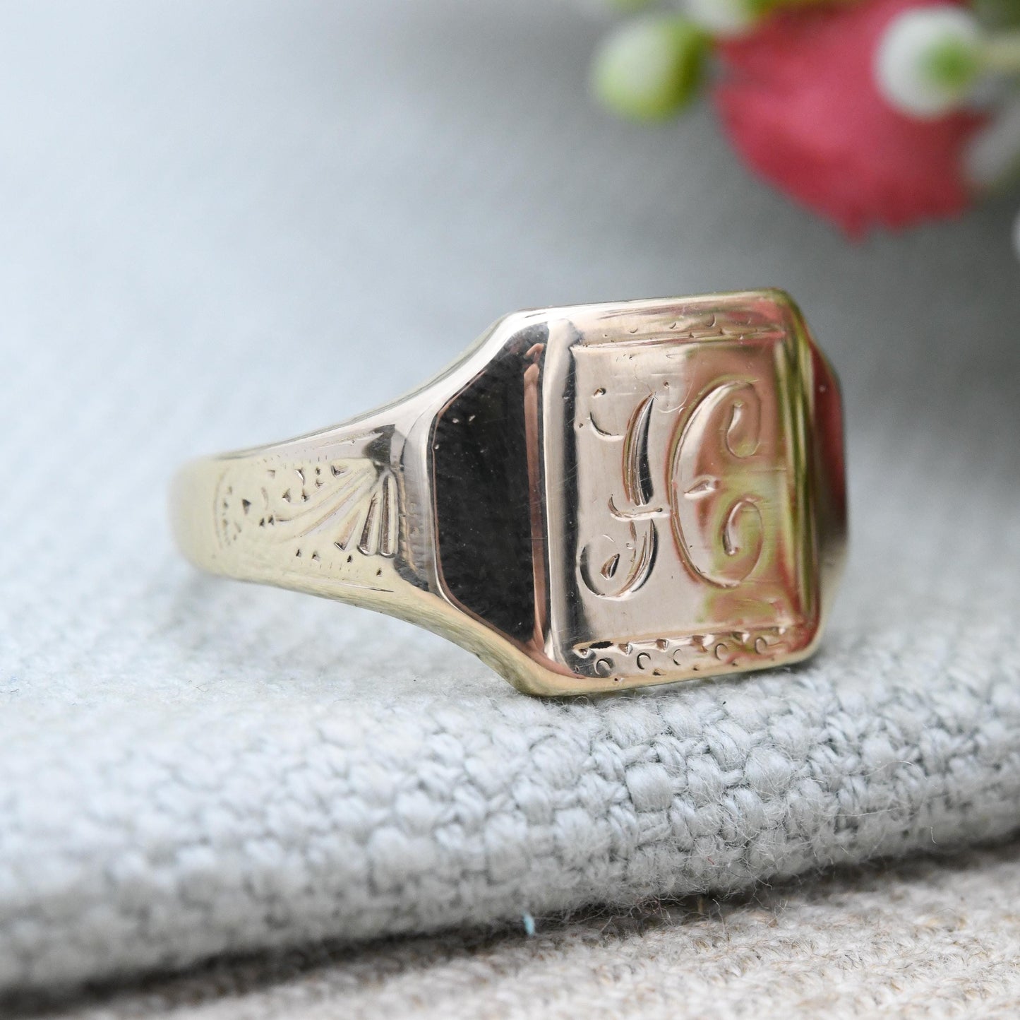 Vintage 9ct Gold Signet Ring 1960 Engraved Letter H by Charles Green and Son CG&S - Personalised Initial Yellow | UK Size - Q | US Size - 8