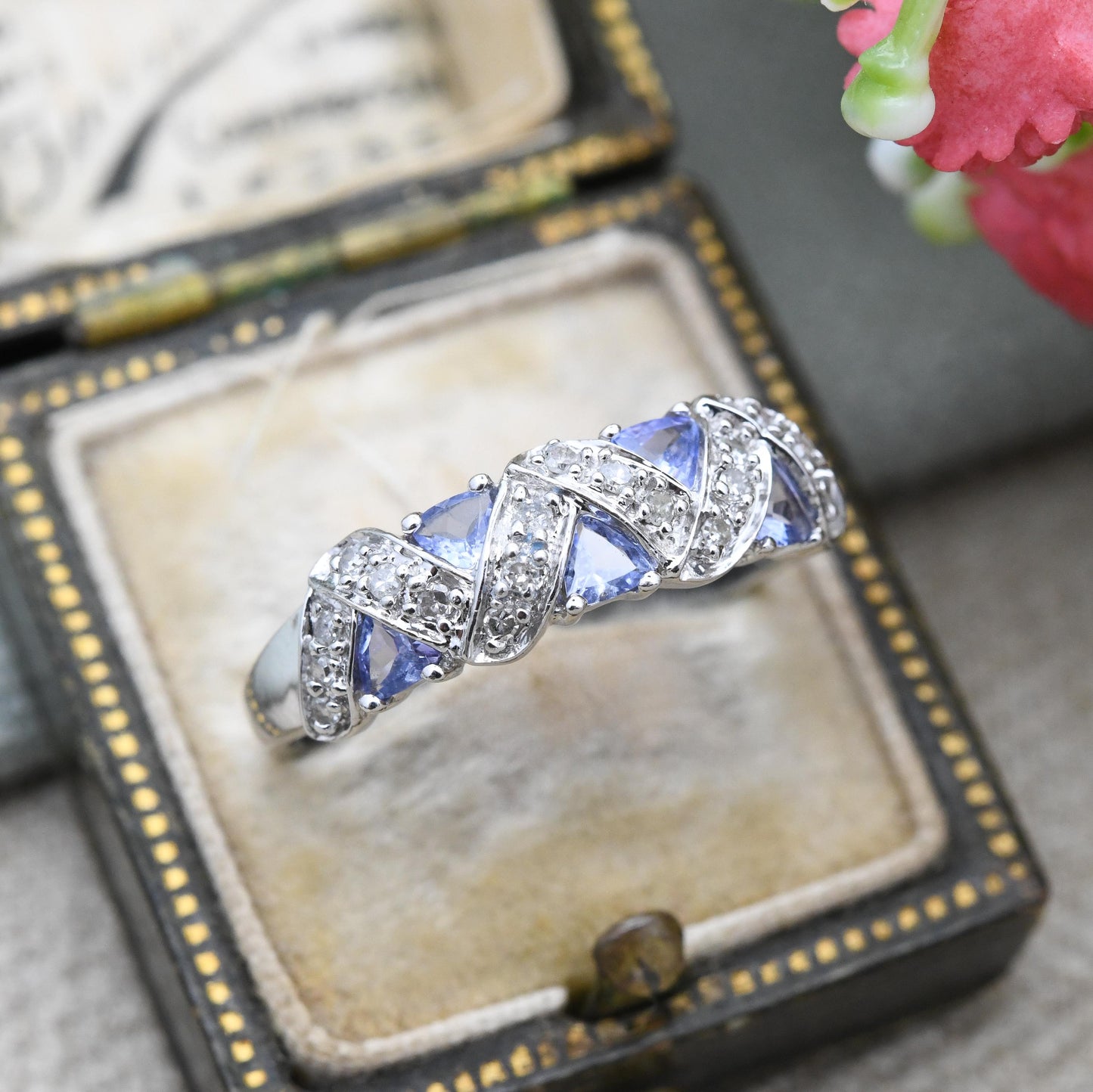9ct White Gold Tanzanite and Diamond Ring 2005 - QVC Gemstone Jewellery Pretty Sparkly Gift for Her | UK Size - U 1/2 | US Size - 10 1/4