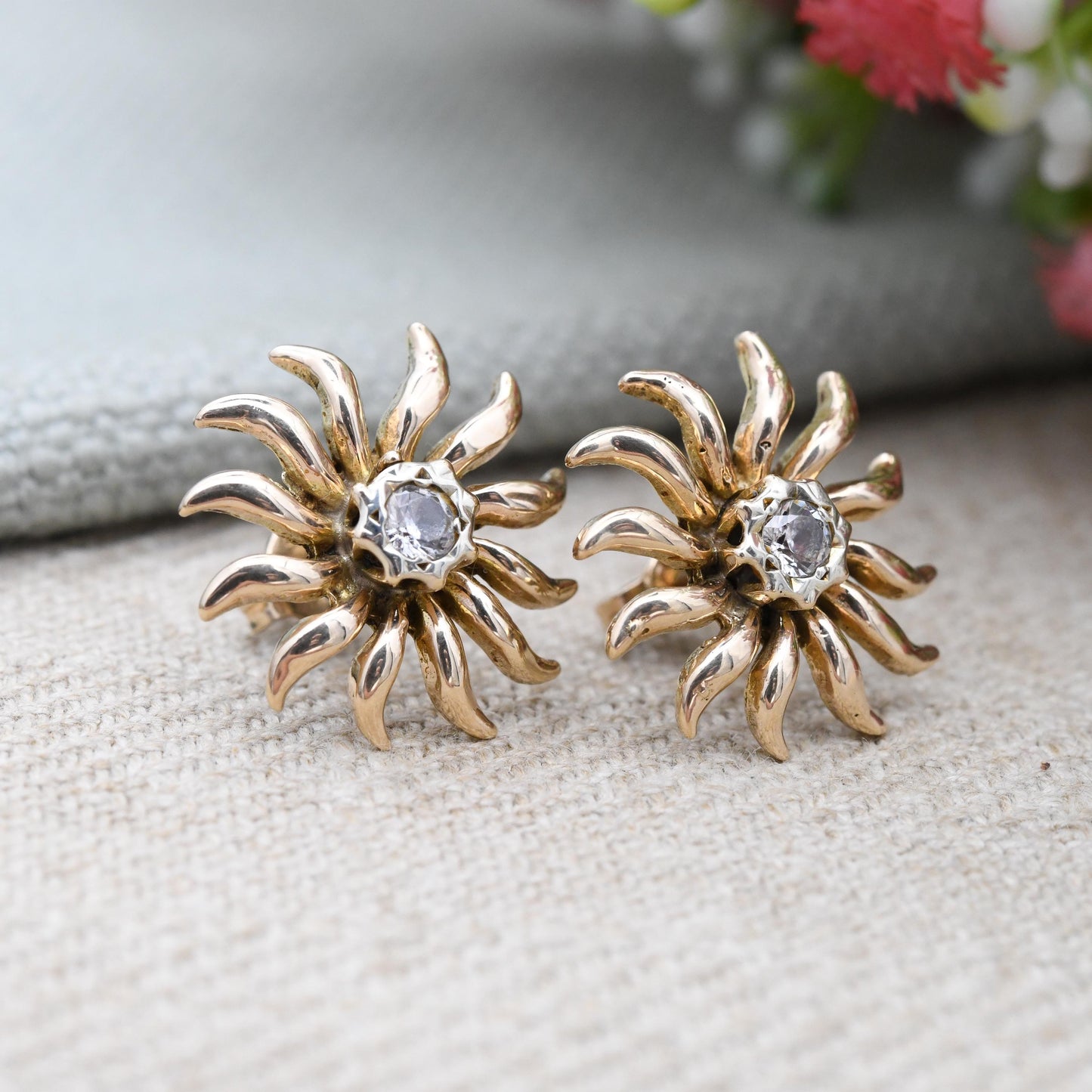 Vintage 9ct Gold Flower Stud Earrings with Clear Stones 1991 - Large Statement Sunflower Shape Solitaire Floral Studs with Butterfly Backs
