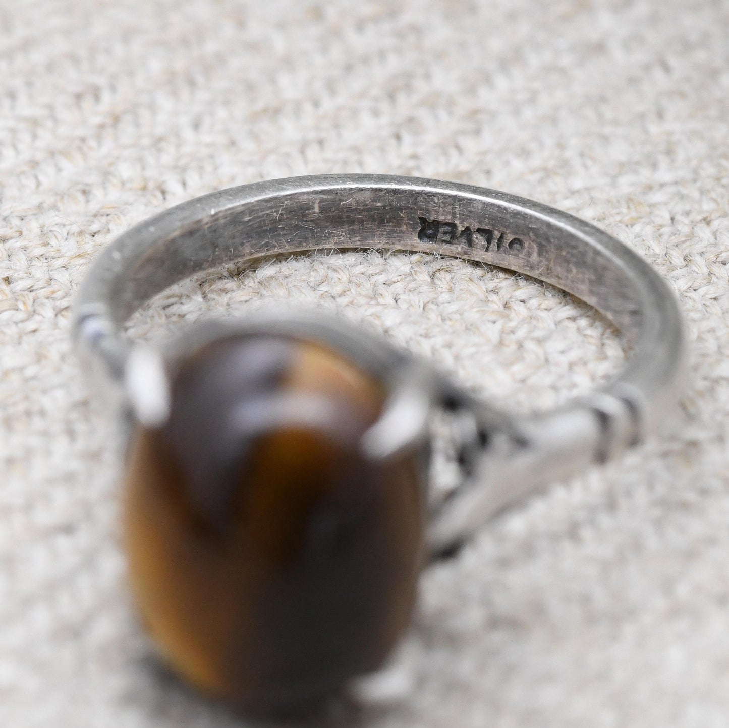 Vintage Sterling Silver Tiger's Eye Ring c. 1970s - Mid-Century Statement Gemstone Jewellery | Oval Cabochon | UK Size - K | US Size - 5 1/4