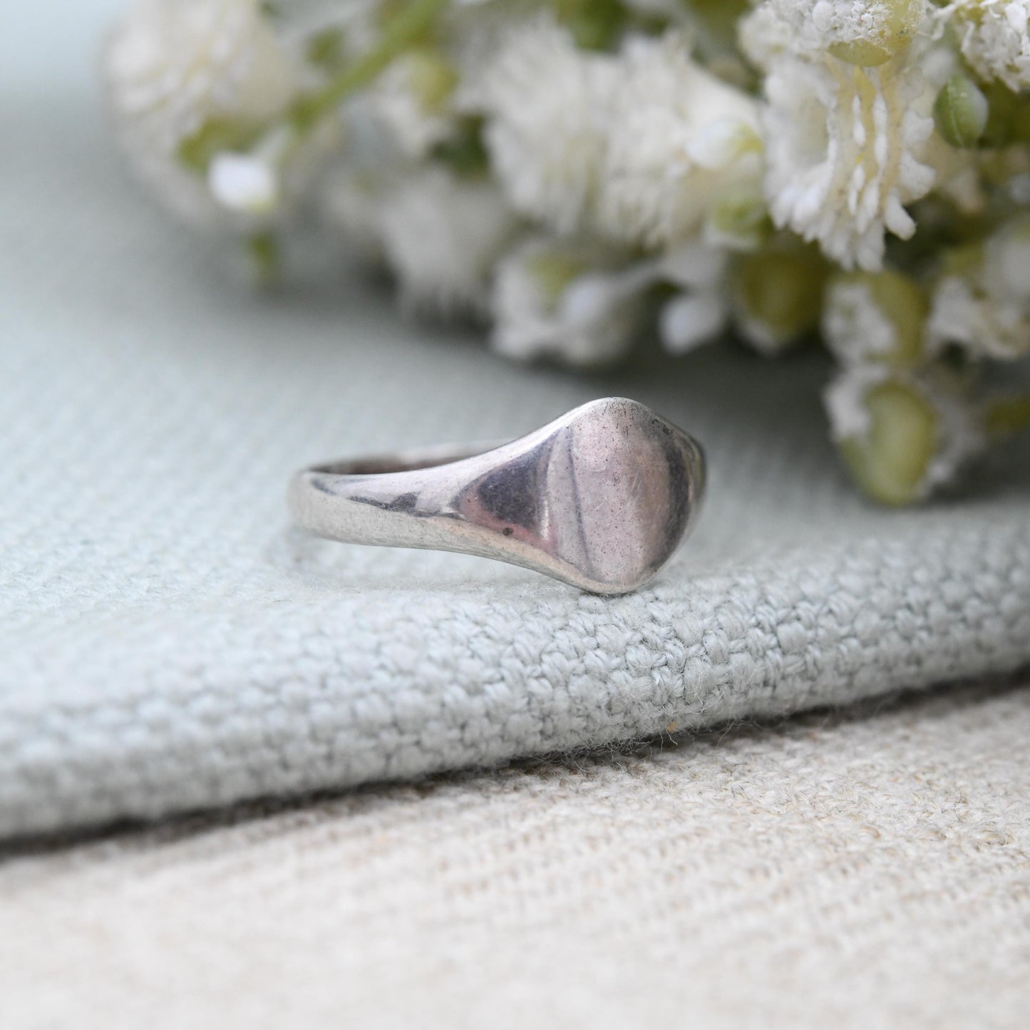 Vintage Sterling Silver Signet Ring Minimal Design - Mid-Century Small Unisex Ring | Everyday Pinkie Ring | UK Size - M | US Size - 6
