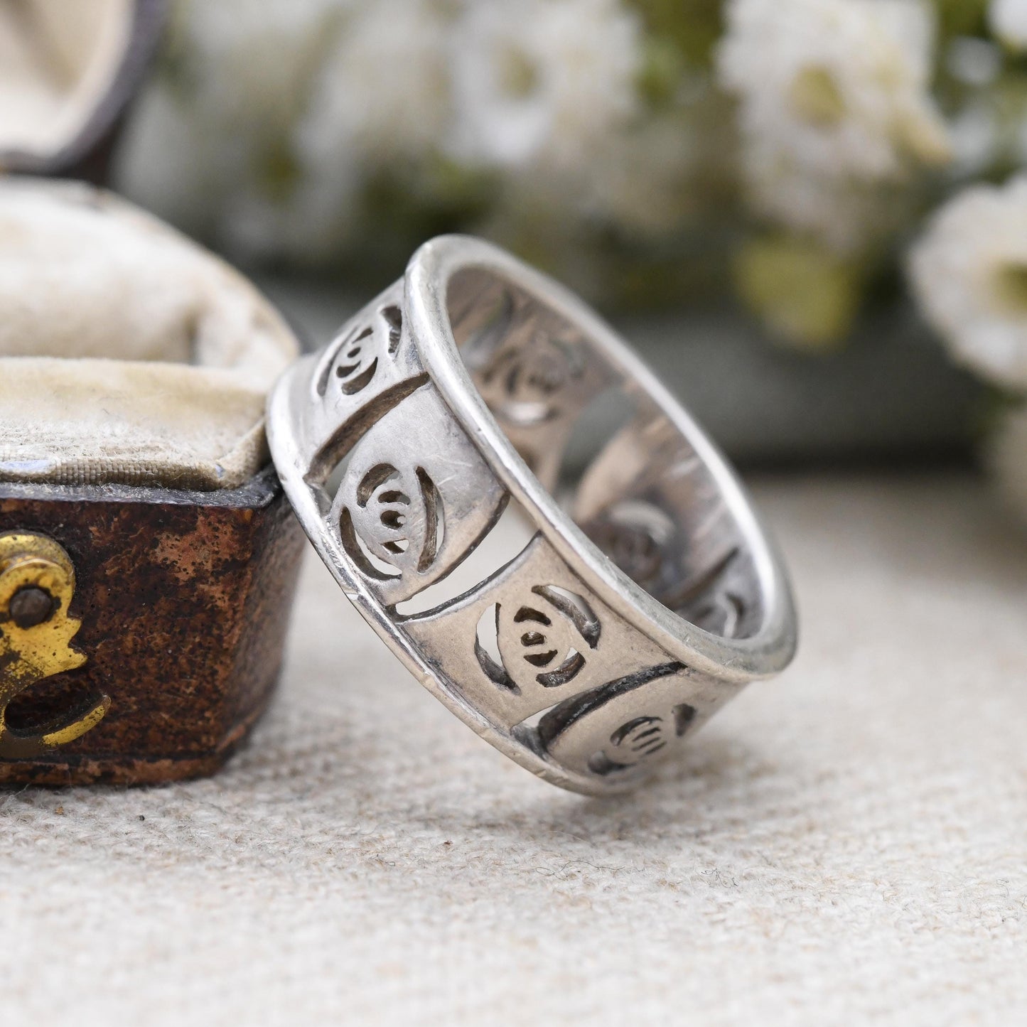 Vintage Sterling Silver Glasgow Rose Band Ring - Openwork Celtic Flower Window Style Everyday Unisex | UK Size - O 1/2 | US Size - 7 1/2