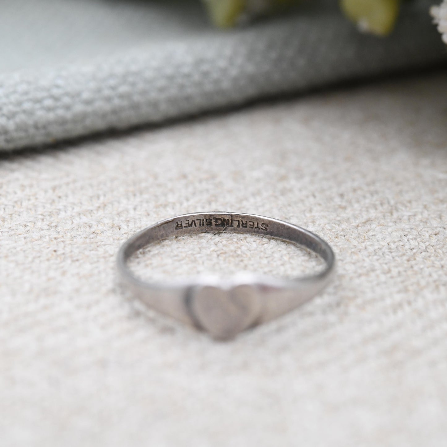 Vintage Sterling Silver Heart Signet Ring - Small Minimal Silver Love Heart Jewellery | Everyday Pinkie Ring | UK Size K 1/2 | US Size 5 1/2