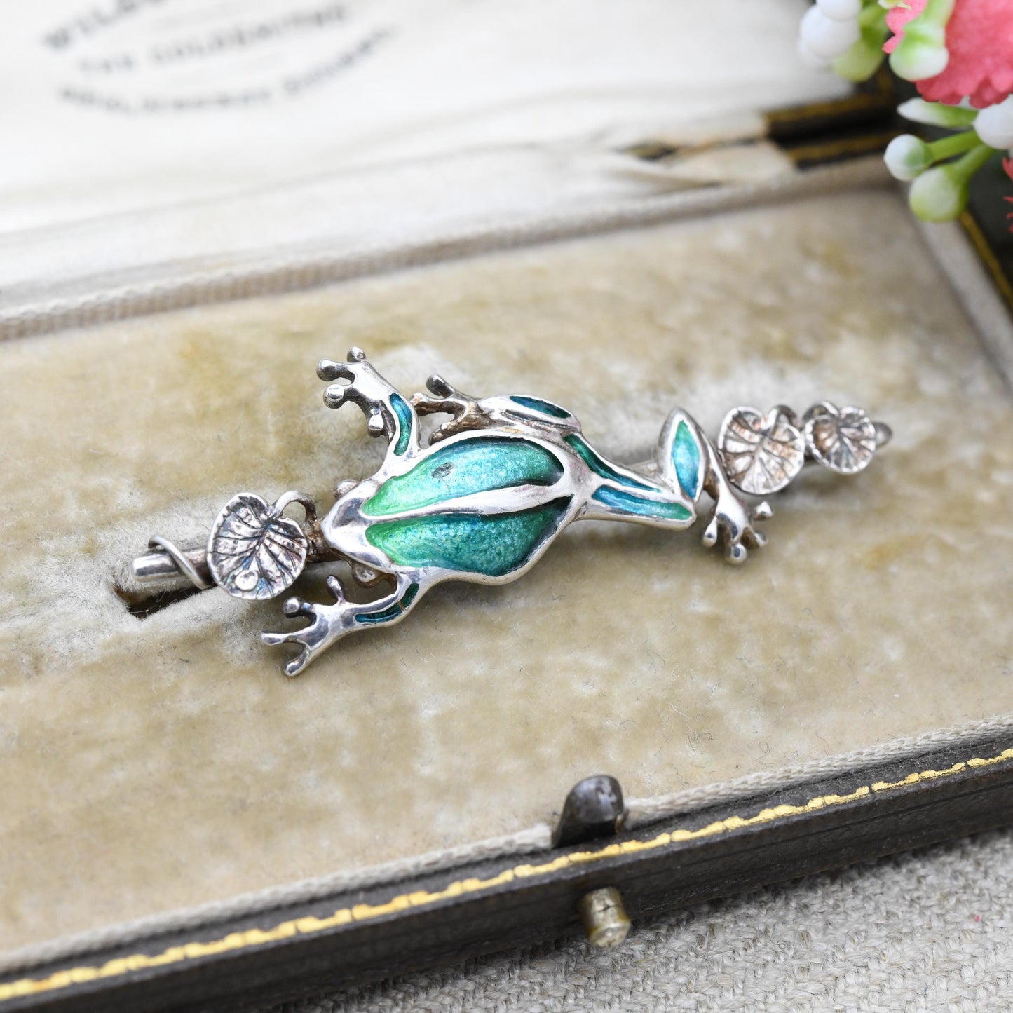 Vintage Sterling Silver Enamel Frog Brooch with Lily Pads 1987 - Edinburgh Hallmark | Green Enamel Water Lilies | Pretty Scottish Bar Brooch