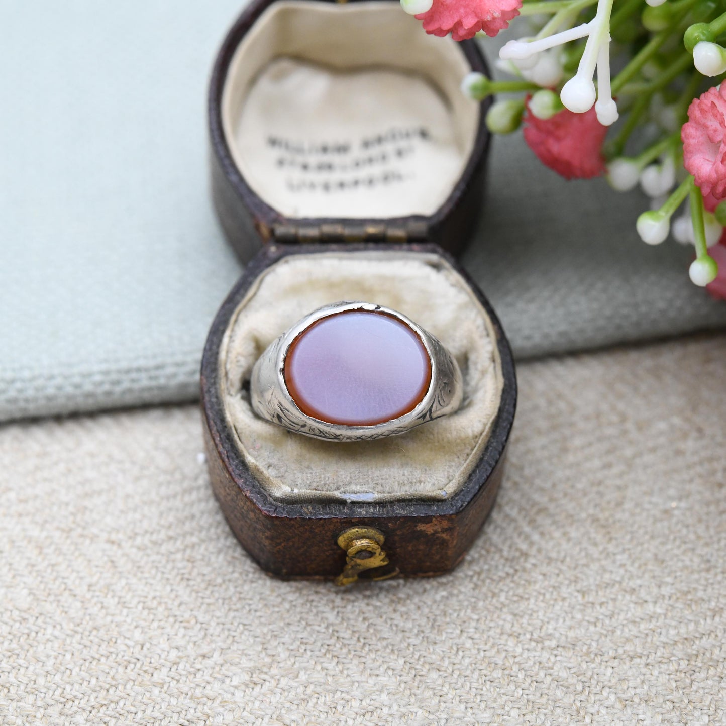 Antique Silver Sardonyx Signet Ring - Hand Engraved Design Unisex Chunky Silver Jewellery Small Pinkie | UK Size - K 1/2 | US Size - 5 1/2