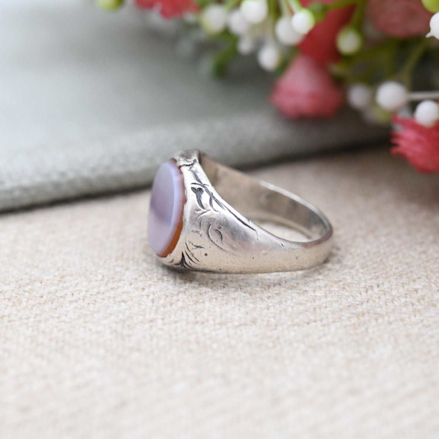Antique Silver Sardonyx Signet Ring - Hand Engraved Design Unisex Chunky Silver Jewellery Small Pinkie | UK Size - K 1/2 | US Size - 5 1/2