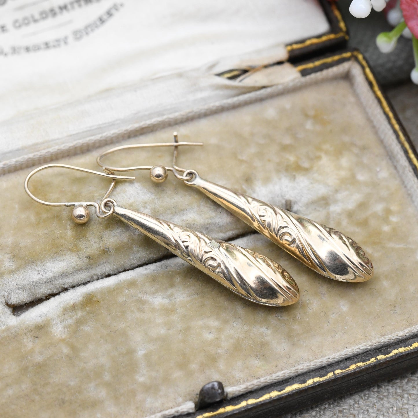 Vintage 9ct Gold Embossed Scrolling Drop Earrings - Pretty Hollow Gold Dangle Earrings with Latch Backs | Mid-Century Design Jewellery c1980