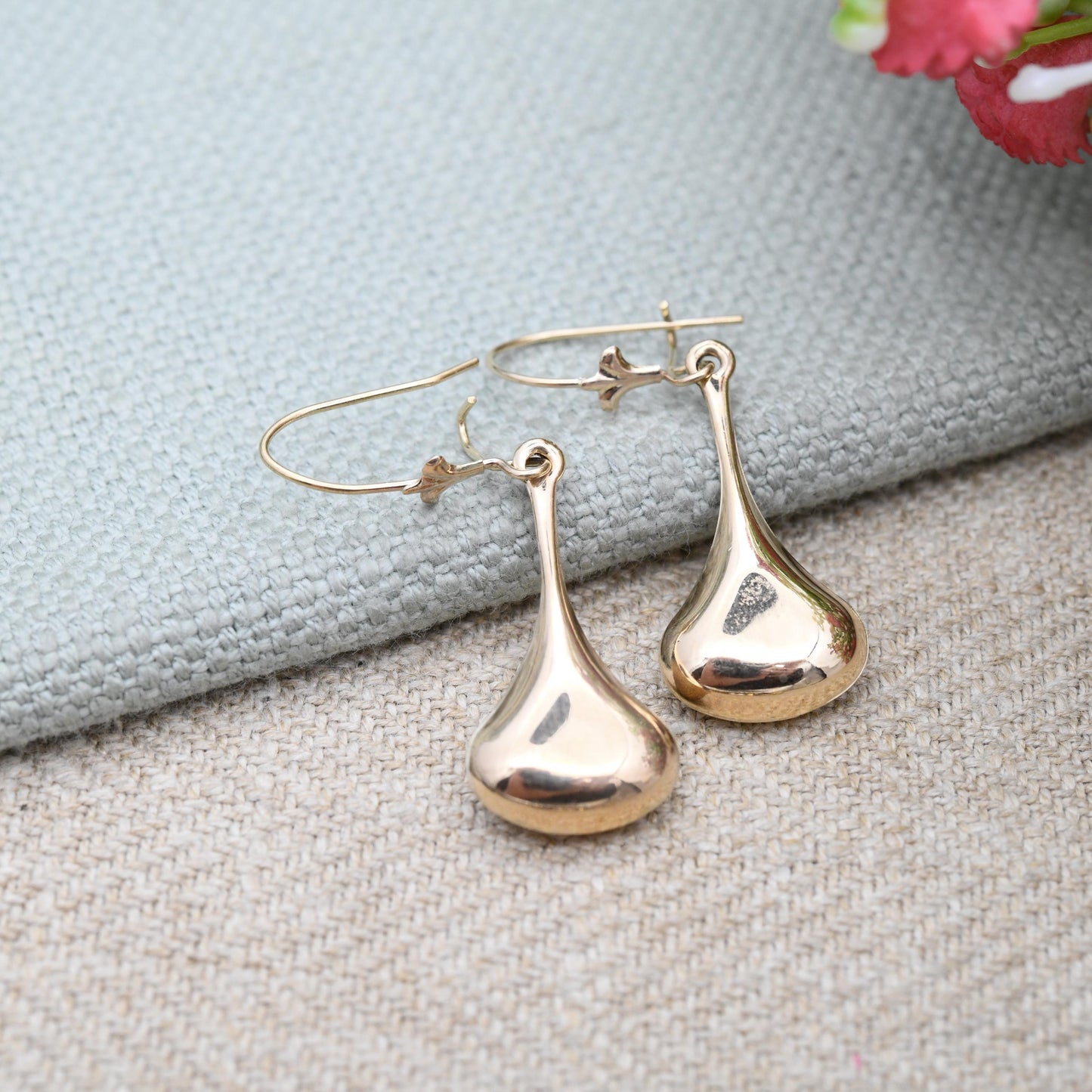 Vintage 9ct Gold Liquid Drop Earrings - Minimal Big Teardrops Gold Dangle Earrings | Minimalist Design Jewellery | c. 1980s