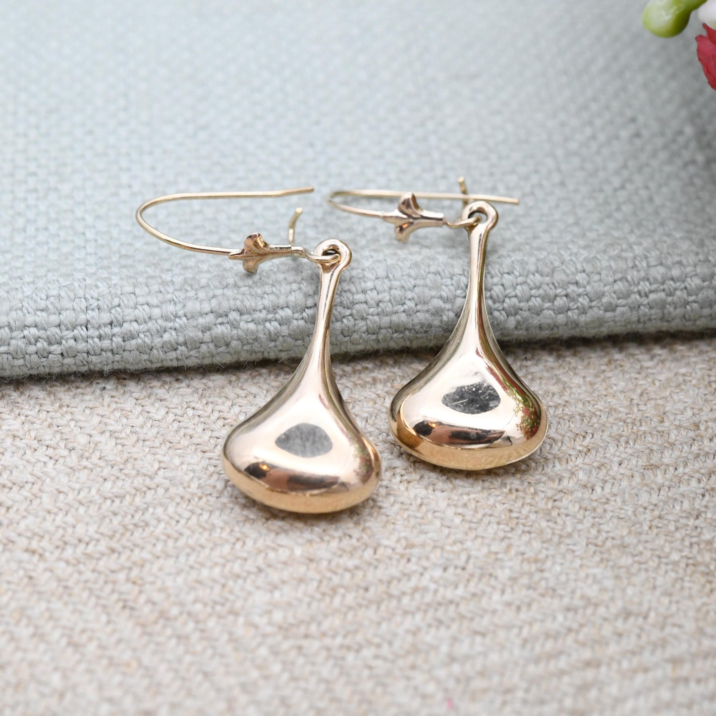 Vintage 9ct Gold Liquid Drop Earrings - Minimal Big Teardrops Gold Dangle Earrings | Minimalist Design Jewellery | c. 1980s