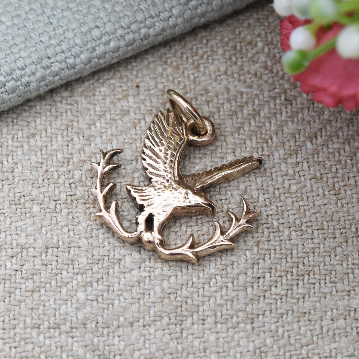 Vintage 9ct Gold Bird Charm Pendant Eagle Carrying a Laurel Branch 1976 - Solid Gold Jewellery USA Animal | Gift for Charm Necklace Bracelet