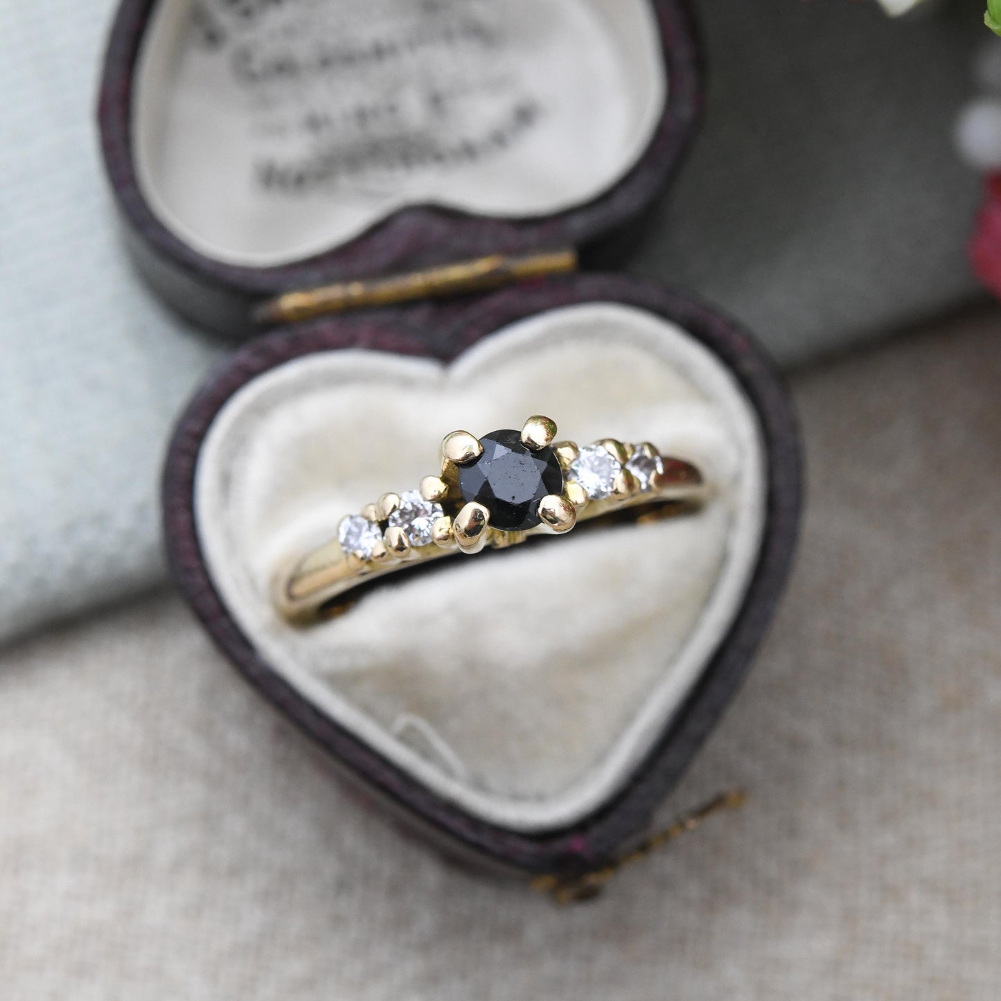 Vintage 18ct Gold Sapphire and Diamond Ring - Five Stone Blue Gemstone Side Stones Stacker Ring Raised | UK Size - P | US Size - 7 3/4