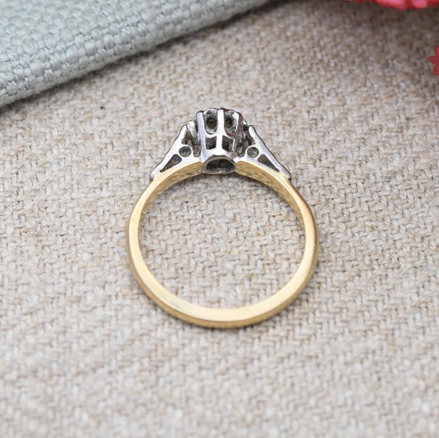 Vintage 18ct Gold Diamond Solitaire Ring 1970 White Illusion Setting - Two Tone Cathedral Set Engagement Ring | UK Size - K US Size - 5 1/4