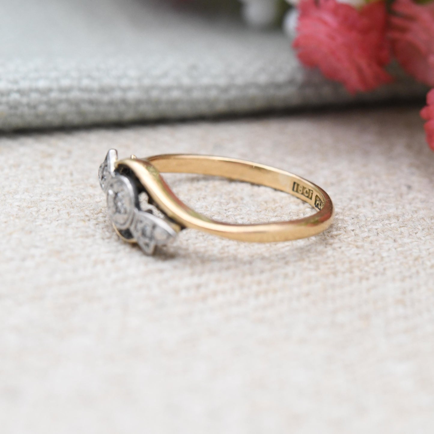 Antique 18ct Gold and Platinum Diamond Three Stone Ring Bow Star Setting - Celestial Engagement Deco Twist | UK Size - L | US Size - 5 3/4