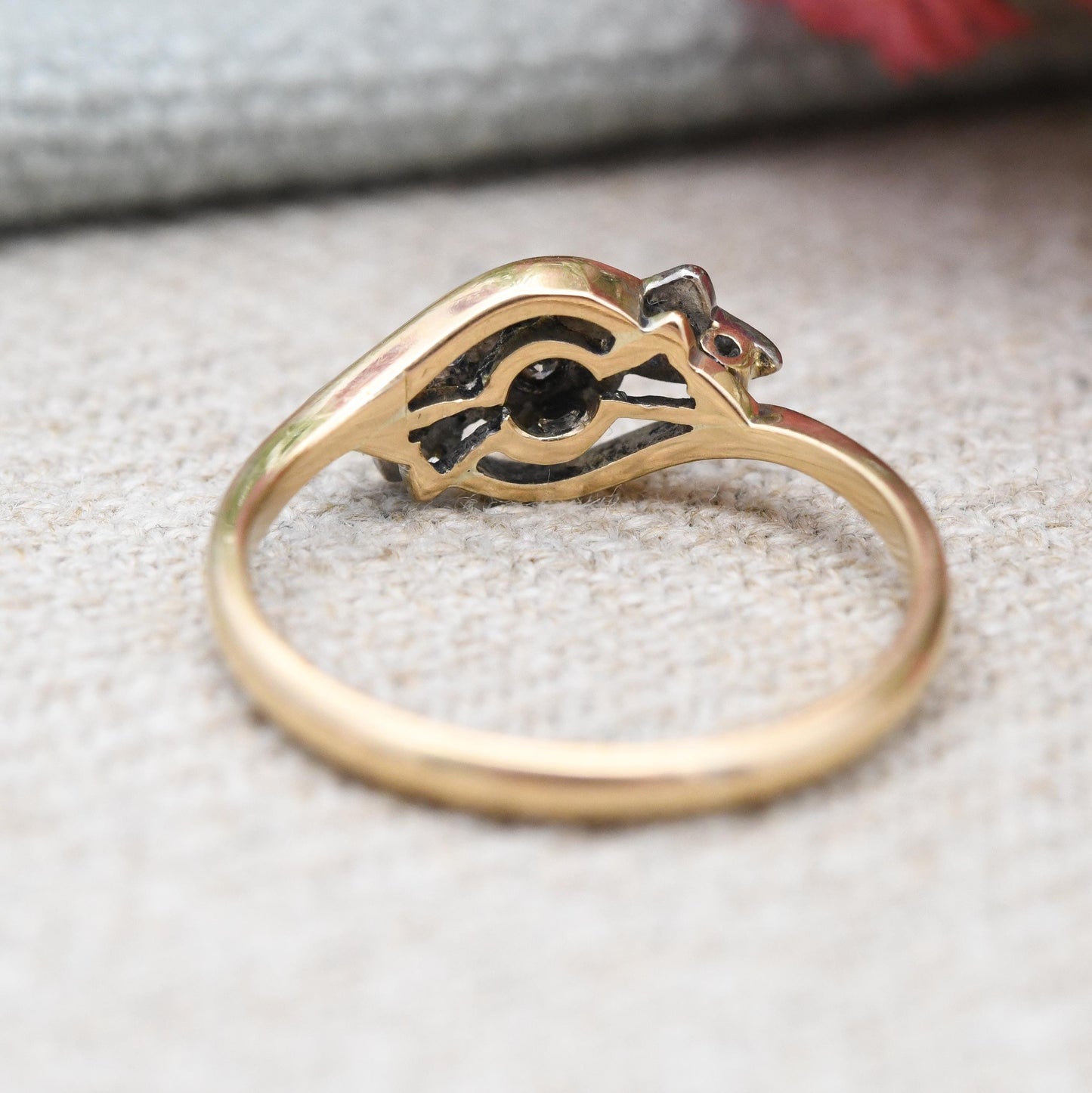 Antique 18ct Gold and Platinum Diamond Three Stone Ring Bow Star Setting - Celestial Engagement Deco Twist | UK Size - L | US Size - 5 3/4