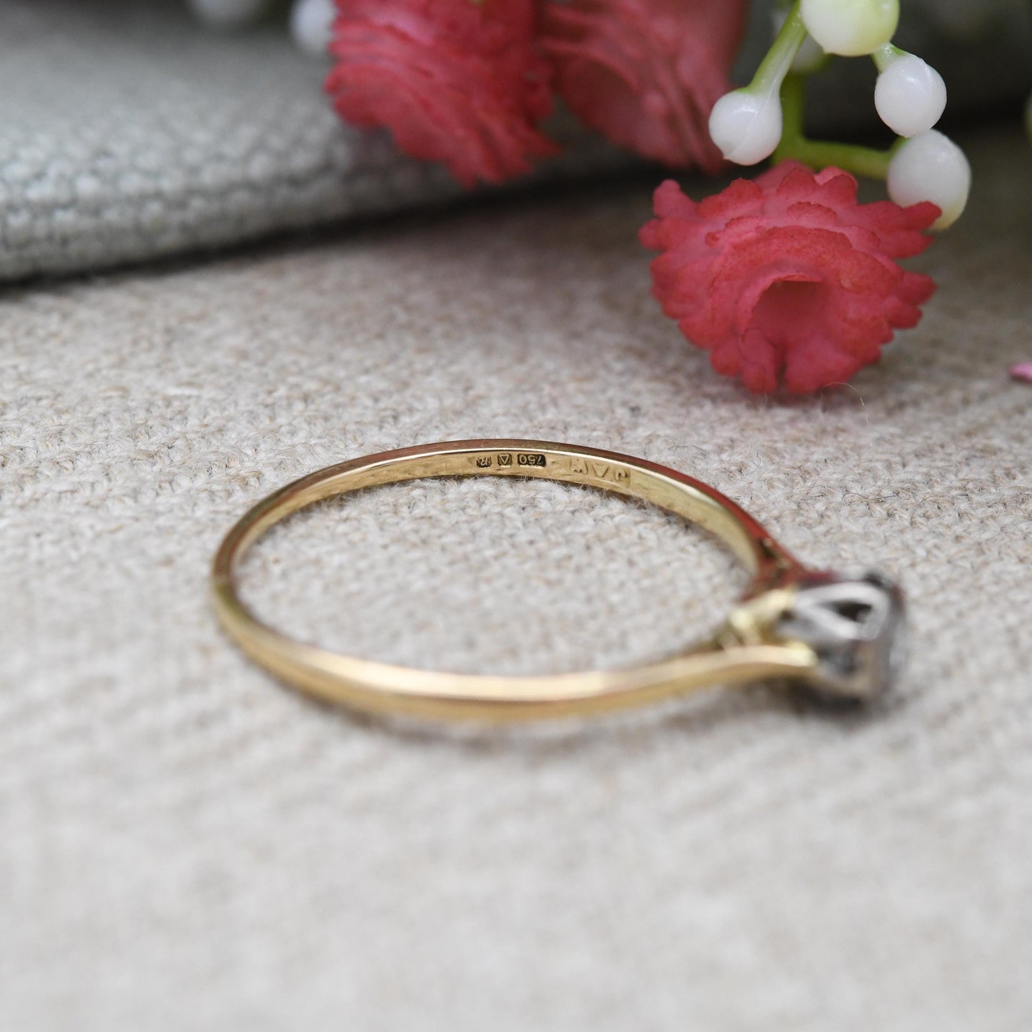 Vintage 18ct Gold Diamond Solitaire Ring Illusion Setting - Delicate Placeholder Engagement White Front | UK Size - P | US Size - 7 3/4