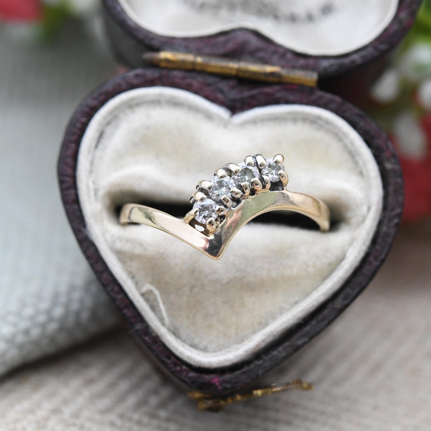 Vintage 9ct Gold Wishbone Ring with CZ Stones 1985 Slade and Kempton S&K - Yellow Gold V Shaped Band Ring | UK Size - L 1/2 | US Size - 6