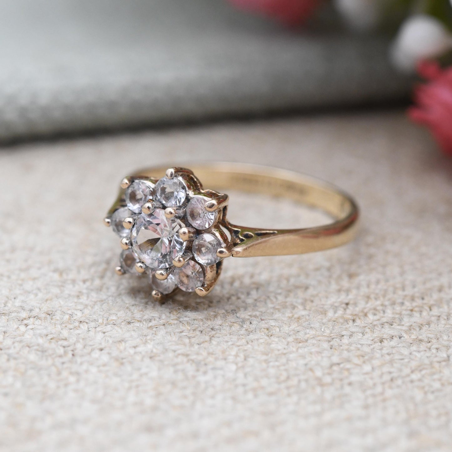 Vintage 9ct Gold Cluster Ring with White Stone Flower - Floral Gold Jewellery Gift for Her | Cocktail Ring | UK Size - N | US Size - 6 3/4