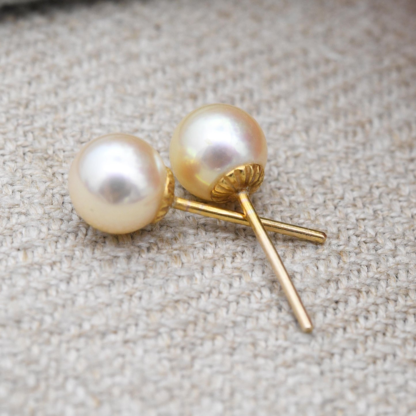 Vintage 9ct Gold Pearl Stud Earrings 7mm - Large Minimalist White Cultured Pearl Round Ball Earrings | Everyday Studs Jewellery Gift for Her