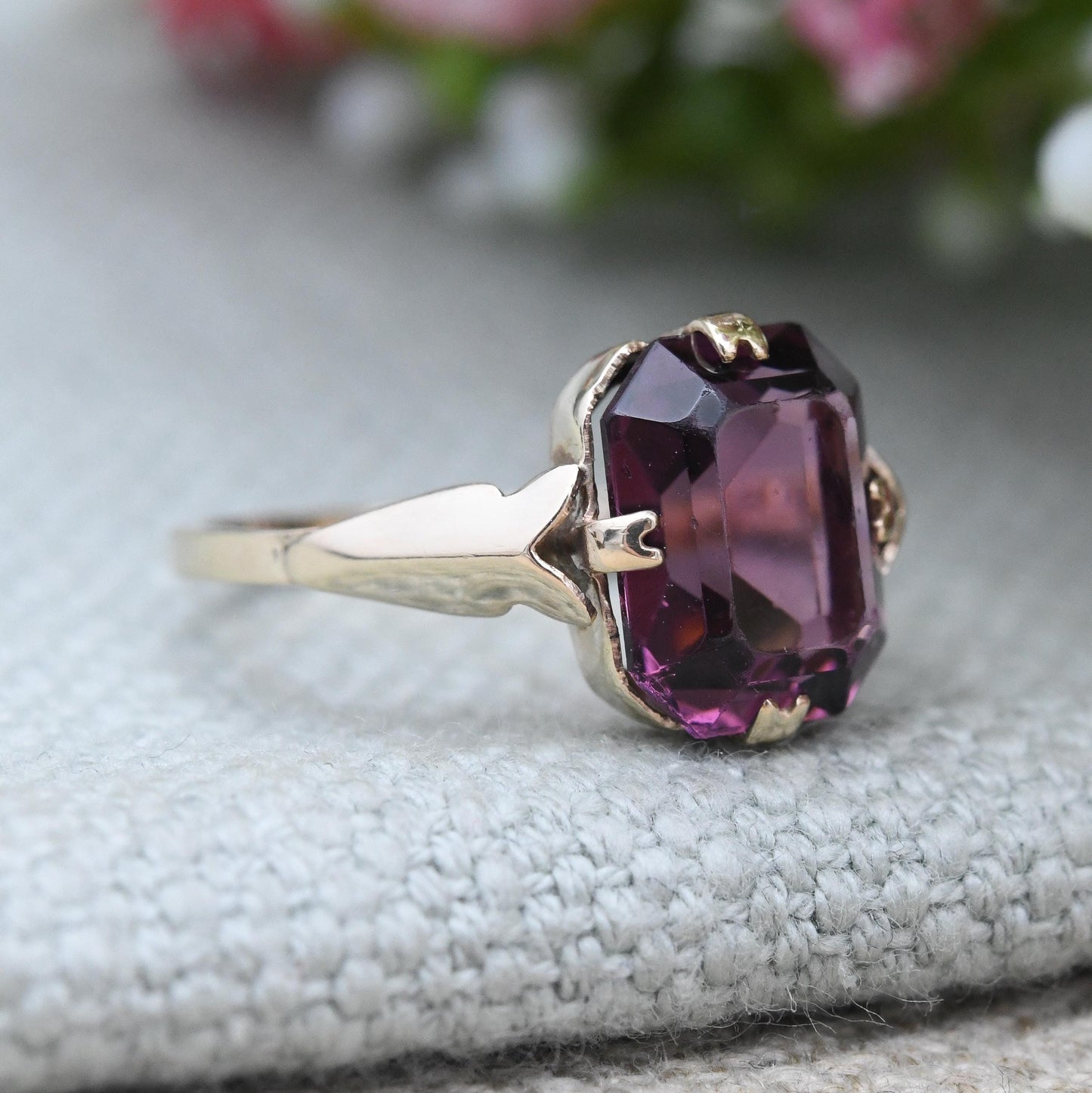 Antique Art Deco 9ct Gold Ring with Purple Paste Stone - Large Rectangle Colourful Glass Stone Pretty Gift | UK Size - J | US Size - 4 3/4