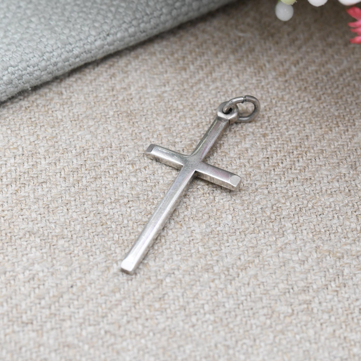Vintage Sterling Silver Cross Pendant - Minimalist Mid-Century Plain Design | Sweet Gift for Baptism Christening