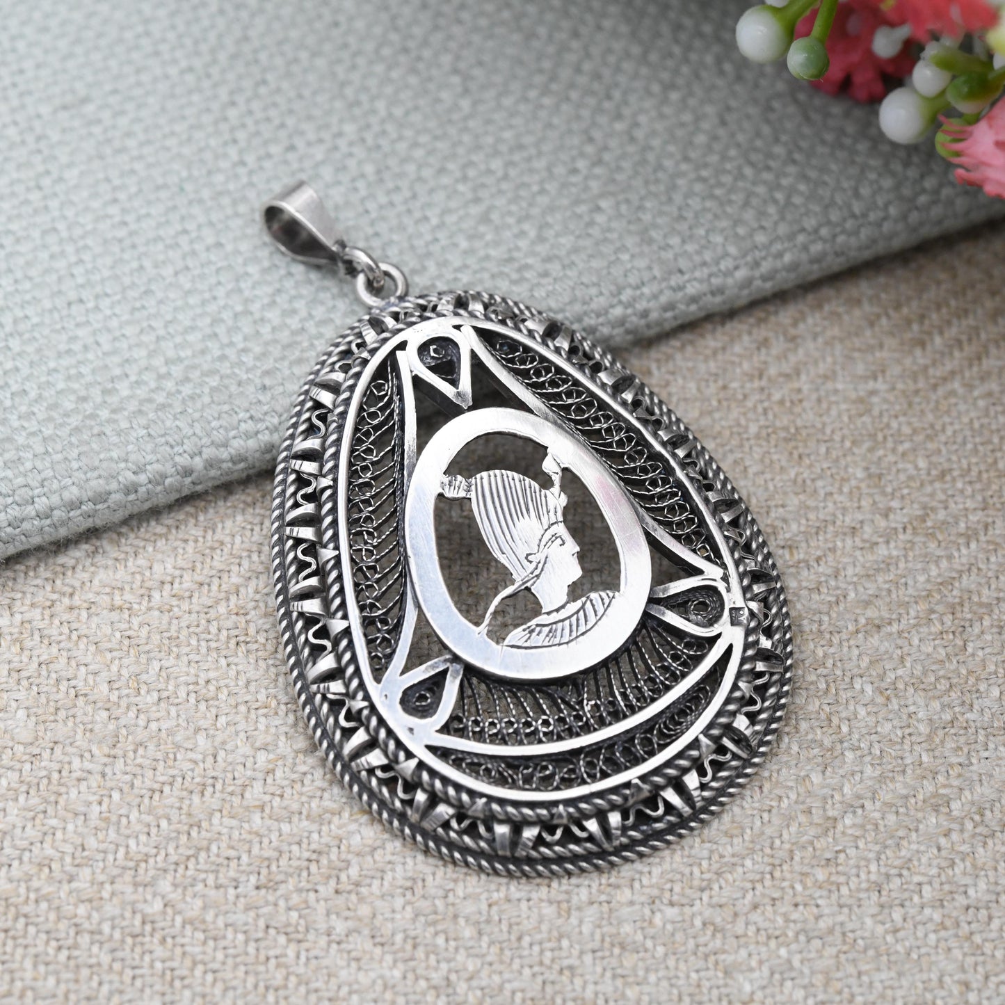 Vintage Egyptian Silver Pharaoh Pendant with Open Cut Out Design - Large Ancient Egypt Souvenir Symbol Jewellery | Egyptian Revival Pendant