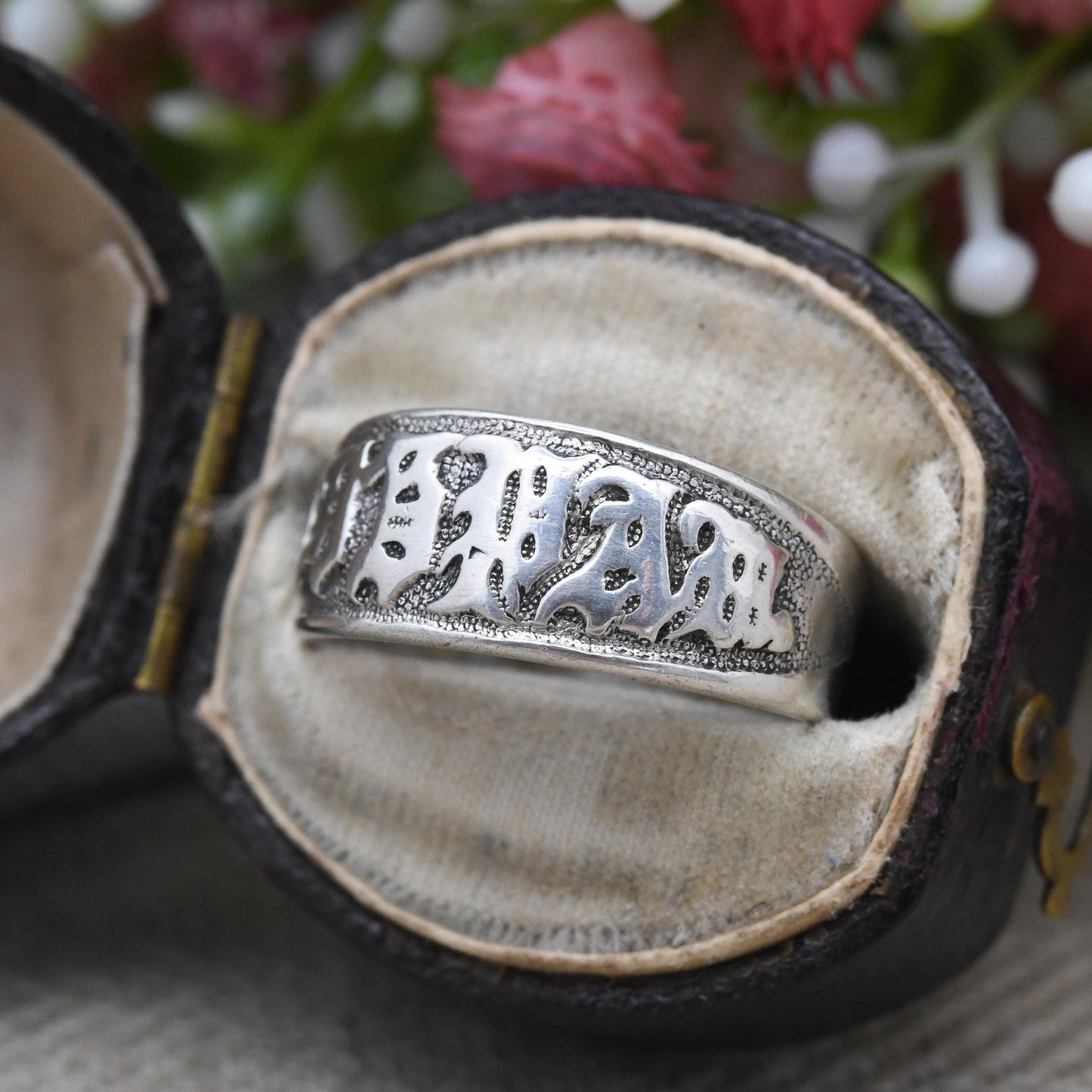 Antique Sterling Silver Mizpah Ring - Victorian Sentimental Jewellery | Gothic Script Characters | Unisex Chunky | Size UK - O | US - 7