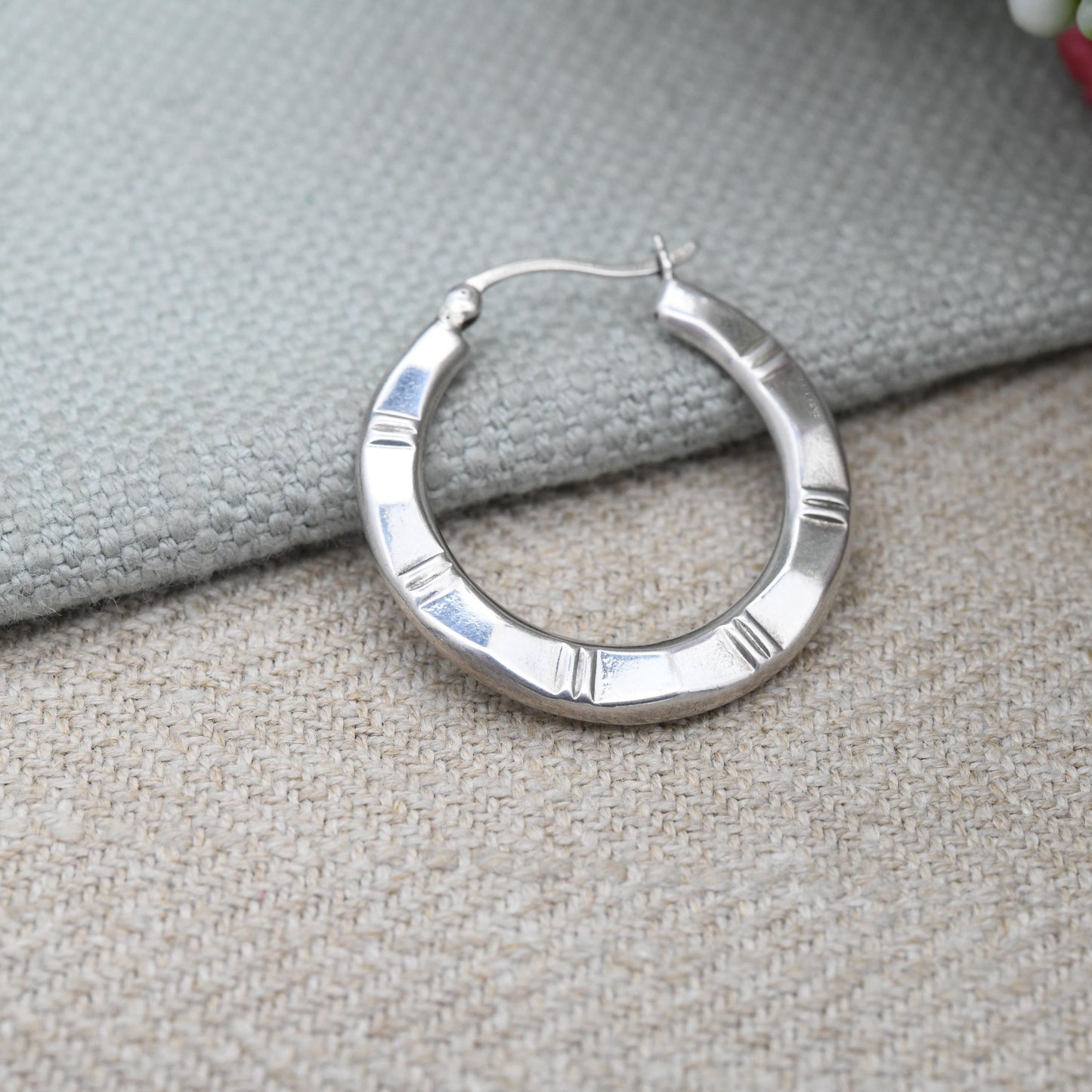 Vintage Sterling Silver Hoop Earrings - Textured Line Hoops Minimalist Design Everyday Jewellery | Made in Thailand