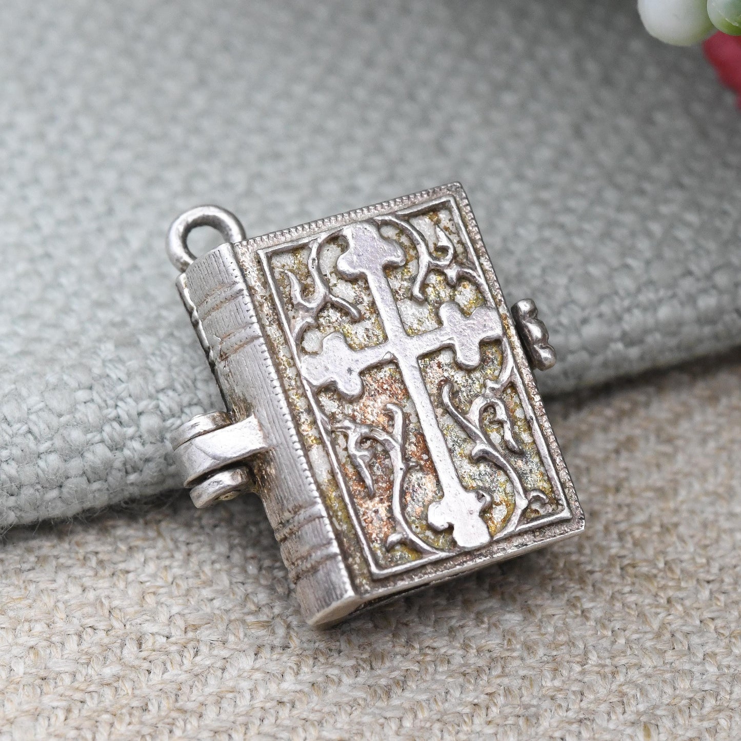 Vintage Opening Bible Charm Pendant with Saint Shrine Inside - Miniature Religious Devotional Locket | Christian Charm Bracelet Gift