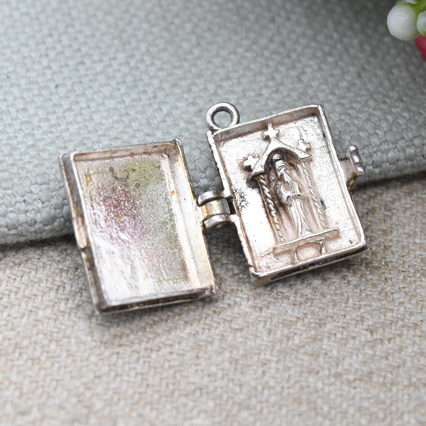 Vintage Opening Bible Charm Pendant with Saint Shrine Inside - Miniature Religious Devotional Locket | Christian Charm Bracelet Gift