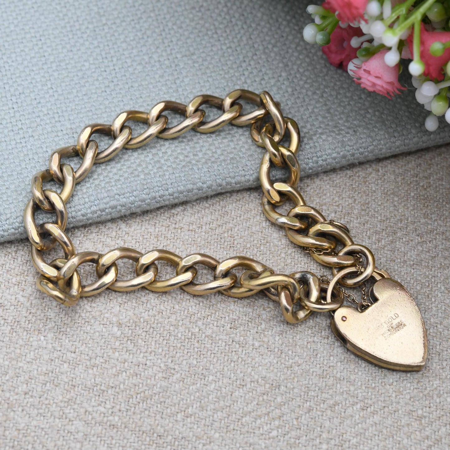 Vintage 9ct Rolled Gold Bracelet with Heart Padlock Clasp c. 1950s - Chunky Jewellery Empty Charm Bracelet | with Safety Chain | Metal Core