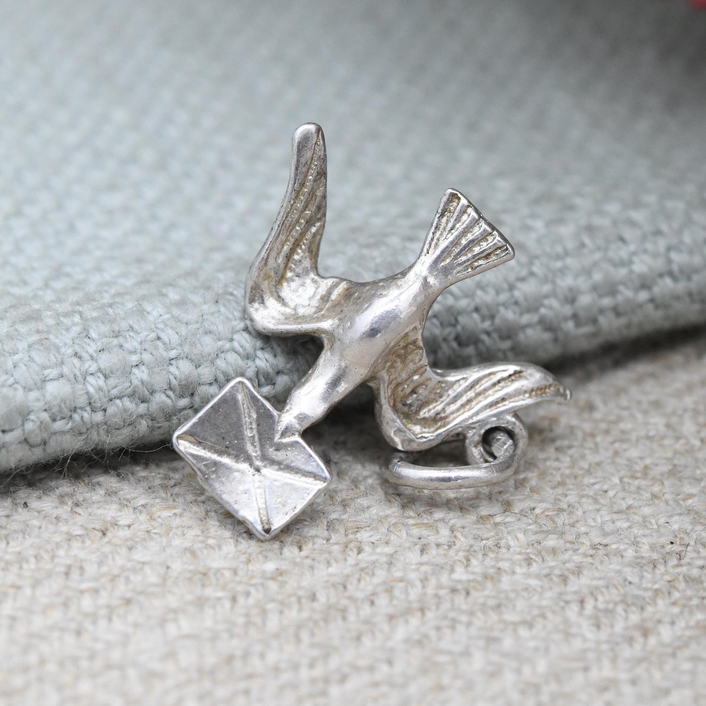 Vintage Sterling Silver Love Bird Charm Pendant Bird Carrying a Letter - Messenger Bird Carrier Pigeon | Gift for Charm Bracelet