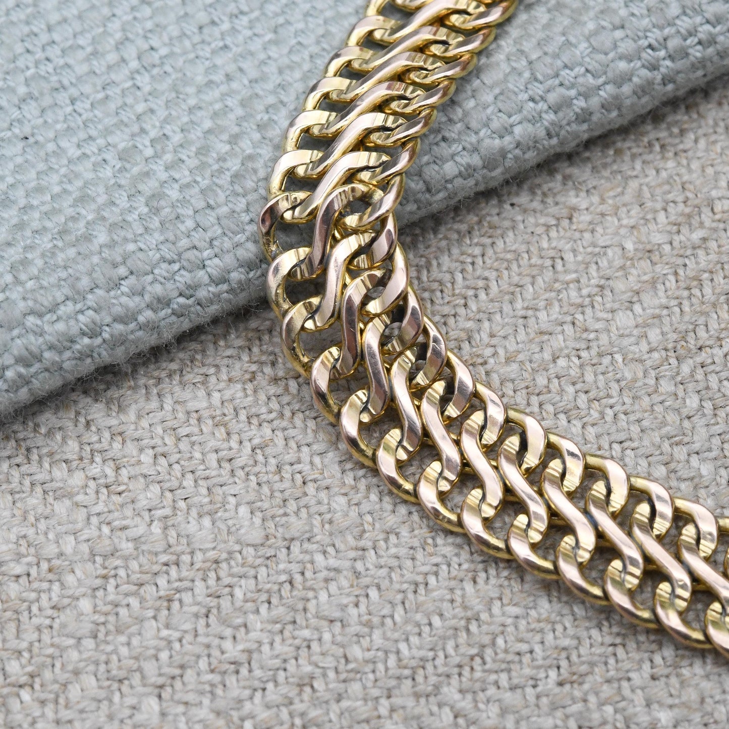 Vintage 9ct Gold Curb Link Chain Bracelet - Solid Yellow Gold Jewellery Gift for Him | Double Curb Flat Link Everyday Bracelet | 7.5" 19cm
