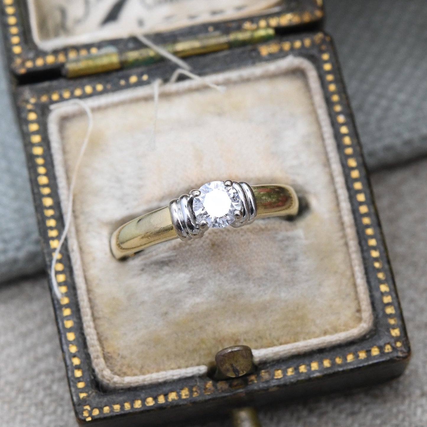 Vintage 18ct Gold Diamond Solitaire Ring 0.33 Carat 33 Points - Classic Engagement White Gold Setting | Small UK Size - I | US Size - 4 1/4