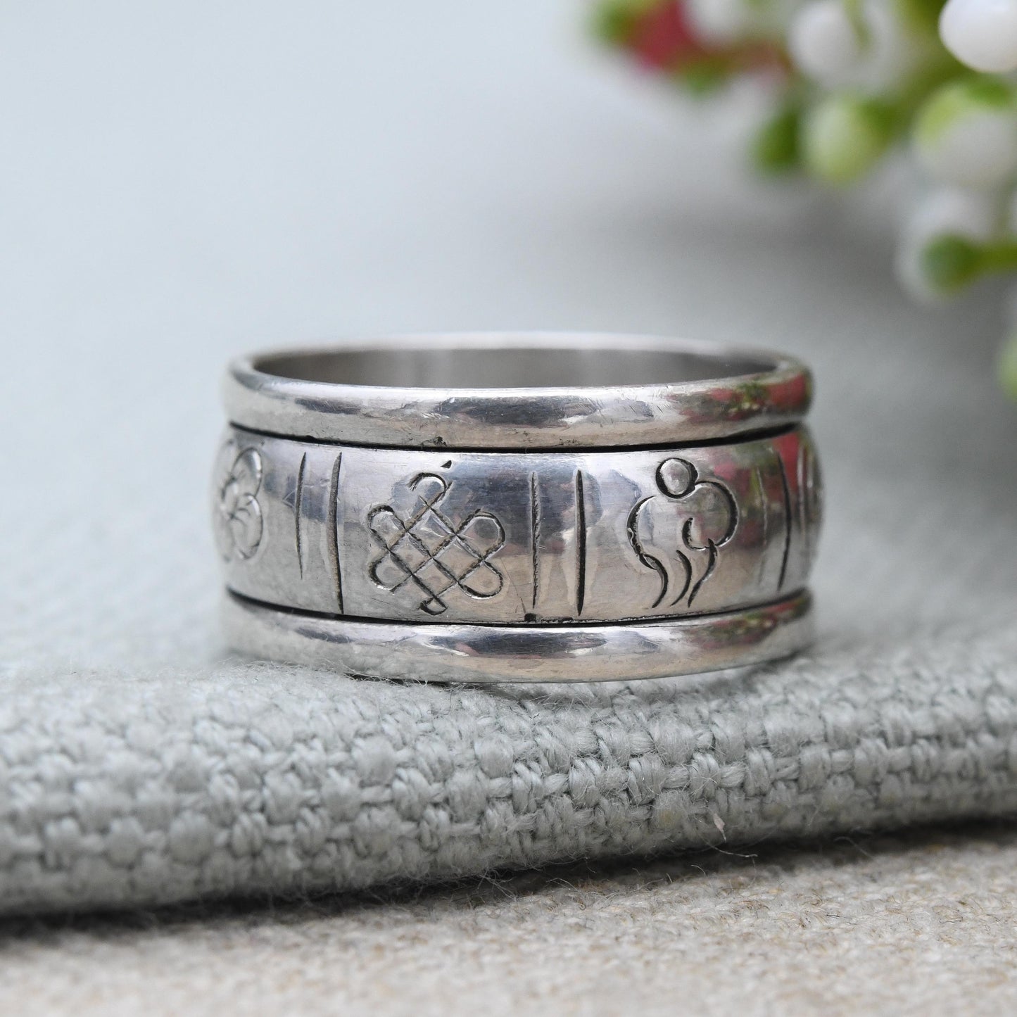 Vintage Sterling Silver Symbols Band Ring with Hand Carved Panels - Chunky Unisex Solid Silver Jewellery | UK Size - N | US Size - 6 1/2