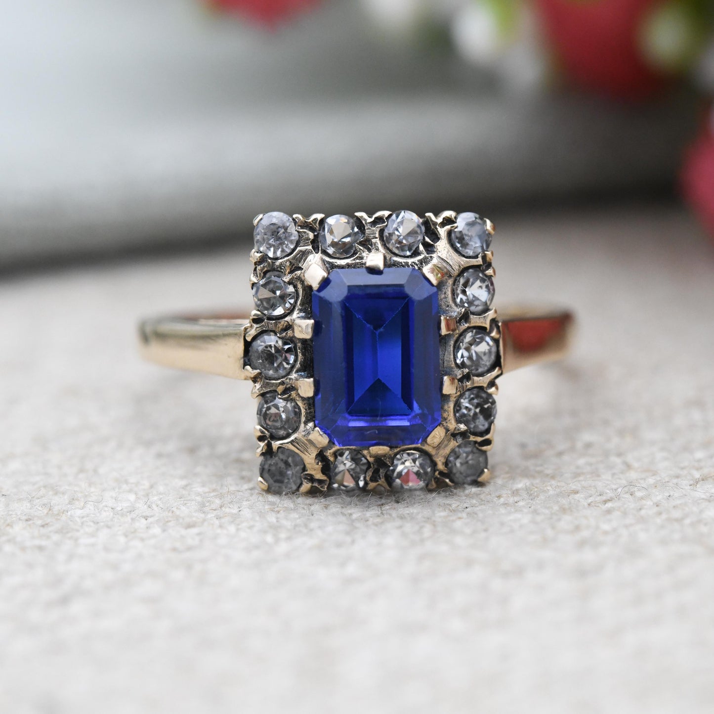 Vintage 9ct Gold Ring Blue Stone Halo c. 1950s - Large Rectangle Deep Blue Synthetic Stone Cocktail Ring | UK Size - N | US Size - 6 3/4