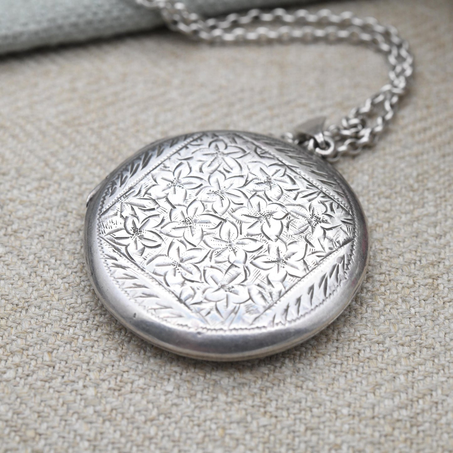 Vintage Sterling Silver Locket Pendant Necklace with Engraved Floral Design 1965 Joseph Smith & Sons JS - Large Circle Locket Jewellery Gift