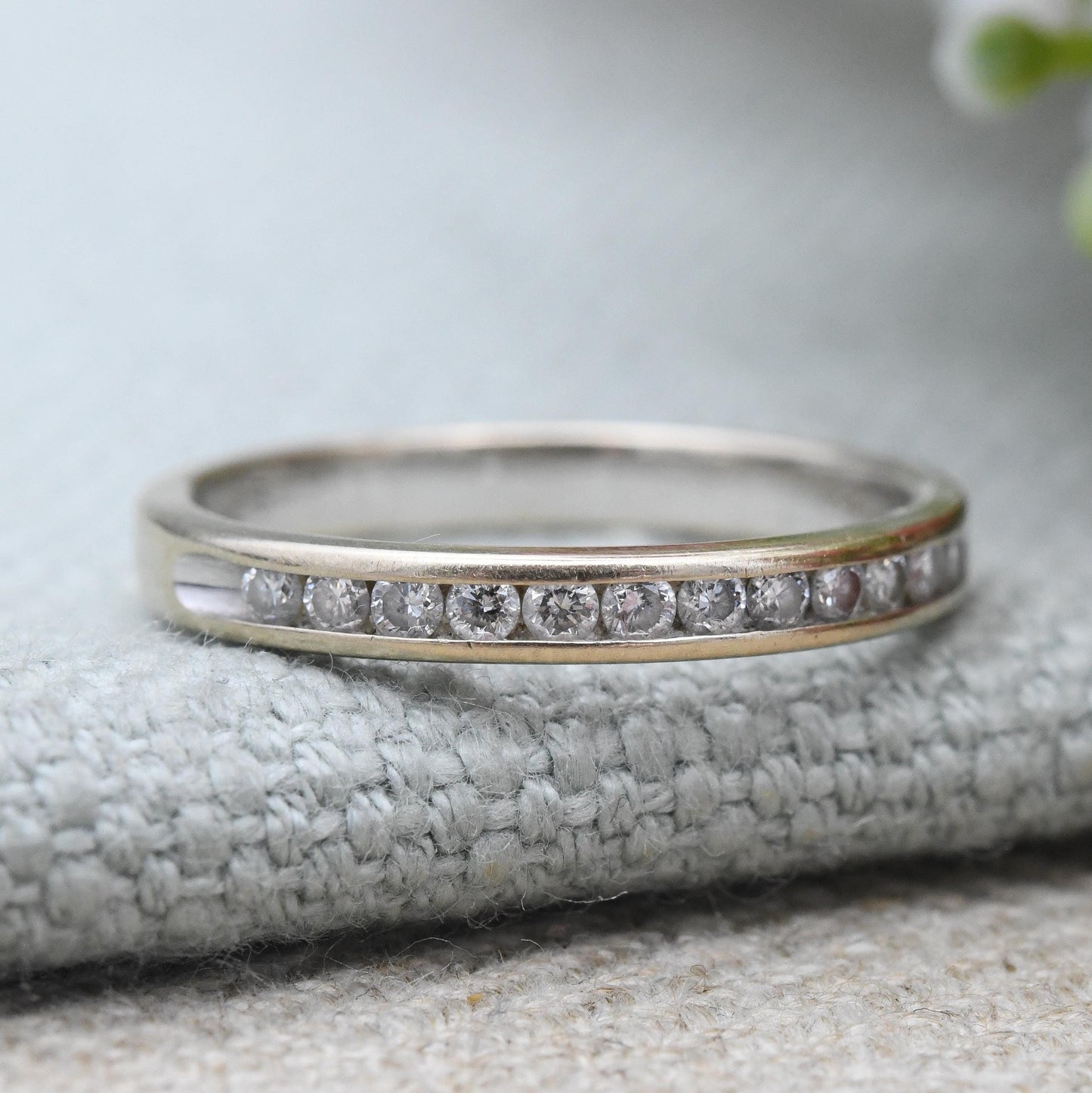 Vintage 18ct Gold Half Eternity Diamond Ring 25 Points 0.25 Carats - Channel Engagement Wedding Band Stacker | UK Size - M | US Size - 6 1/2