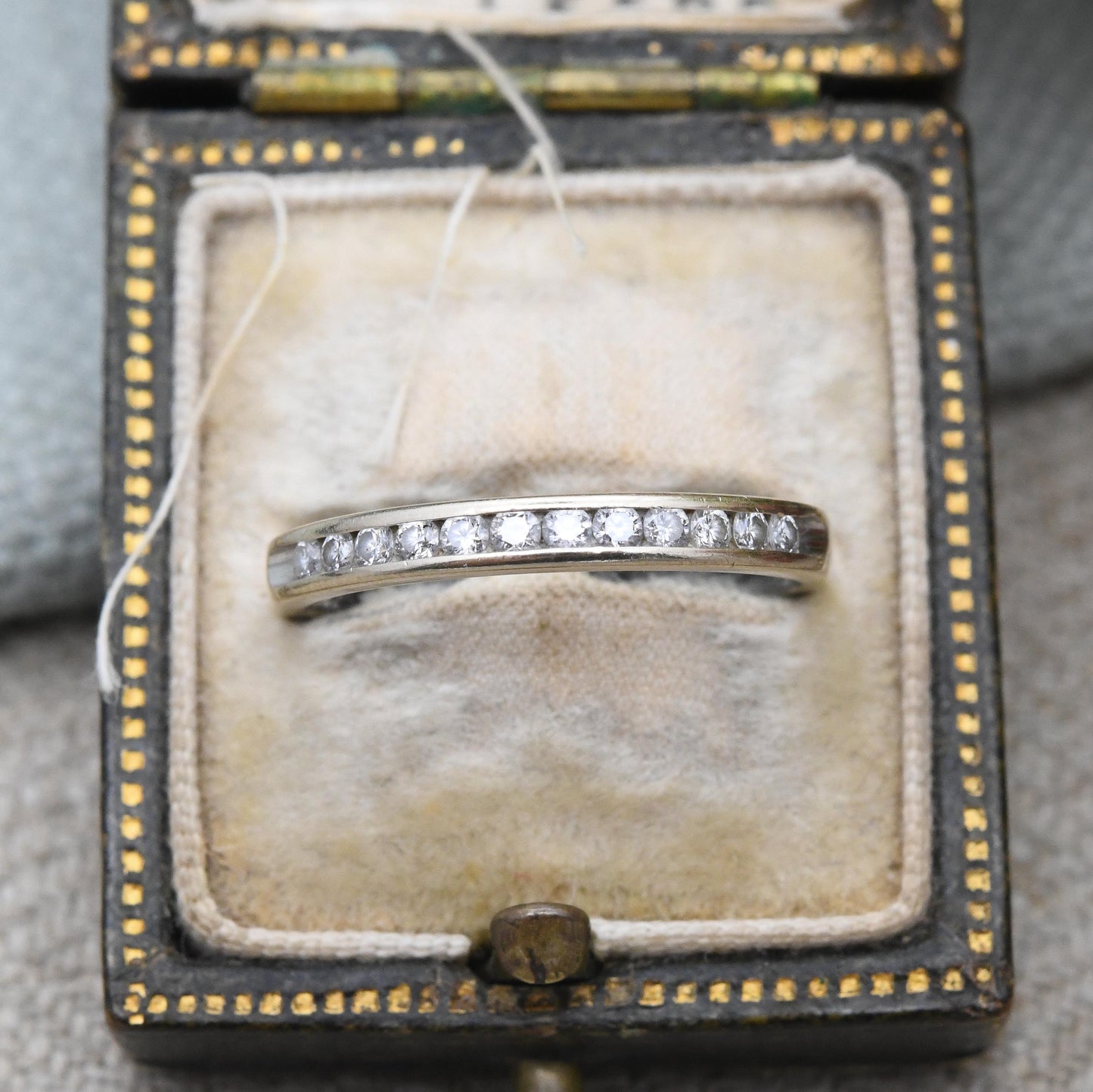 Vintage 18ct Gold Half Eternity Diamond Ring 25 Points 0.25 Carats - Channel Engagement Wedding Band Stacker | UK Size - M | US Size - 6 1/2