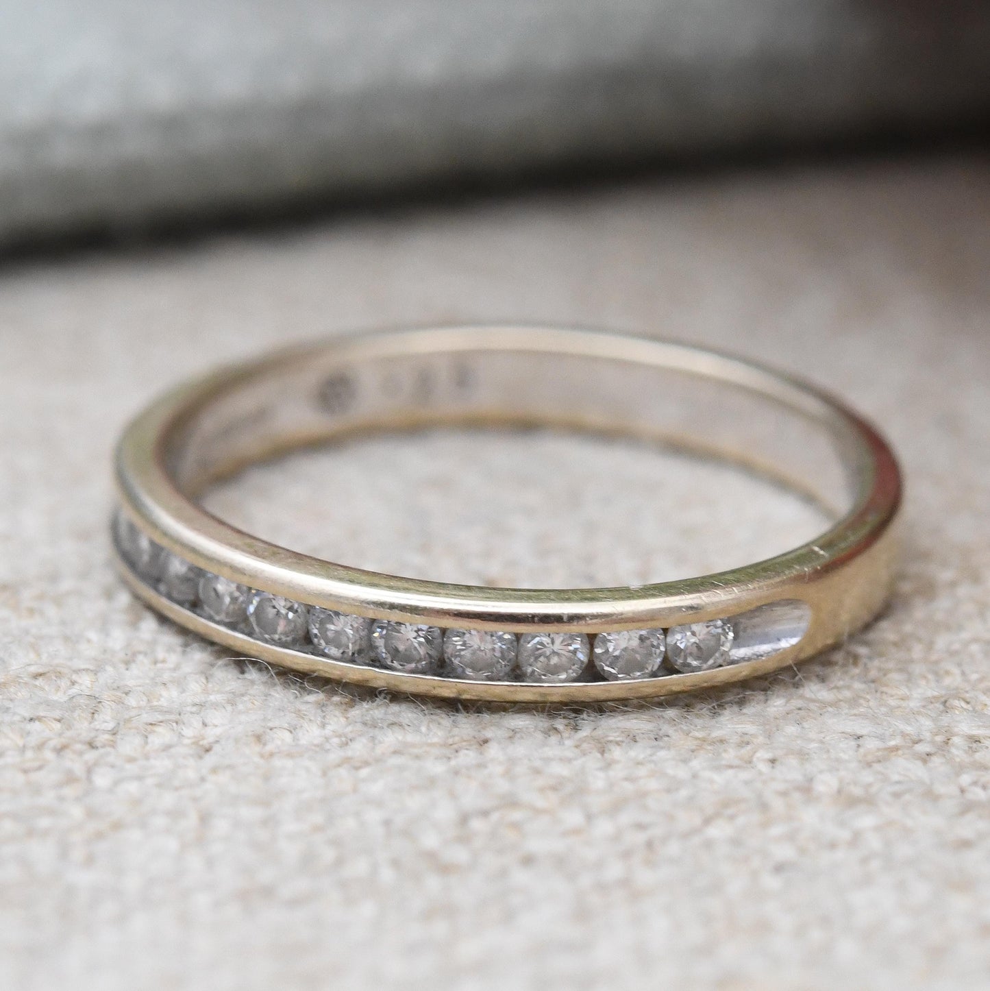 Vintage 18ct Gold Half Eternity Diamond Ring 25 Points 0.25 Carats - Channel Engagement Wedding Band Stacker | UK Size - M | US Size - 6 1/2