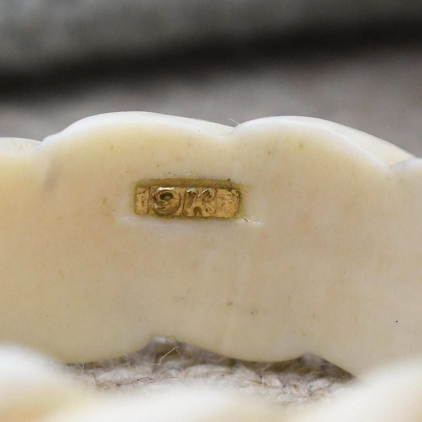 Vintage 9ct Gold Bone Ring Carved Spiral Band - Gold Inlay Wrapped Animal Bone Jewellery | Chunky Band Ring | UK Size - L | US Size - 5 3/4